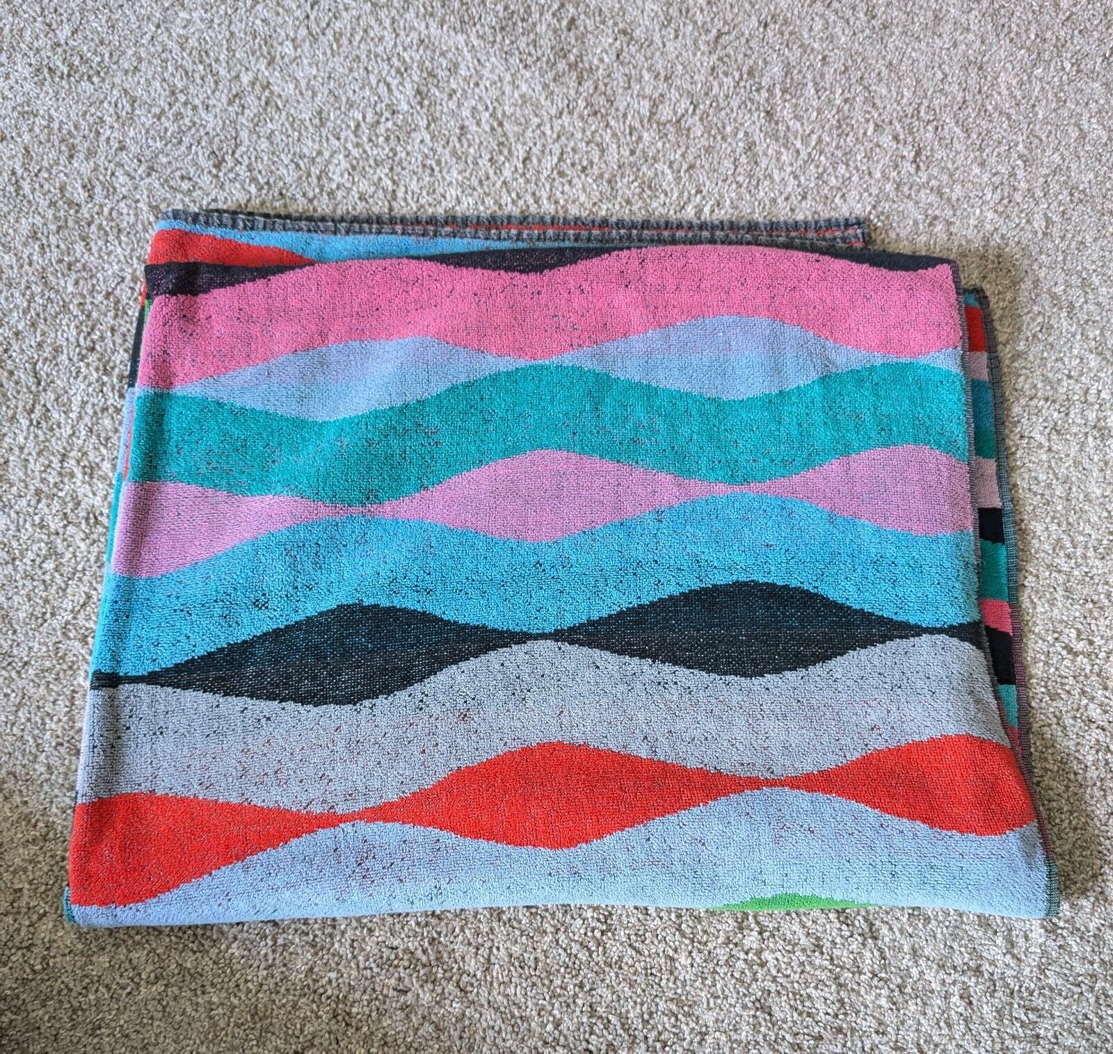 Vintage beach towel Royal Terry Int’l geometric wavy stripes colorful Brazil