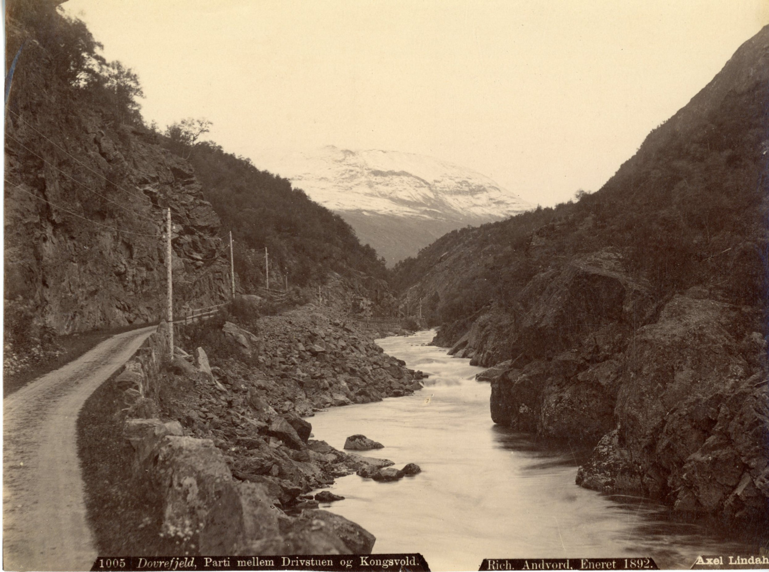 Vintage Lindahl Axel, Norway, Dovrefjeld, part mellem Drivstuen og Kongsvold 