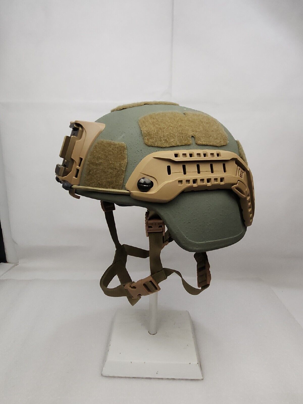 Medium ACH Ballistic Military Advanced Combat Helmet MICH Army USMC NIJ IIIA