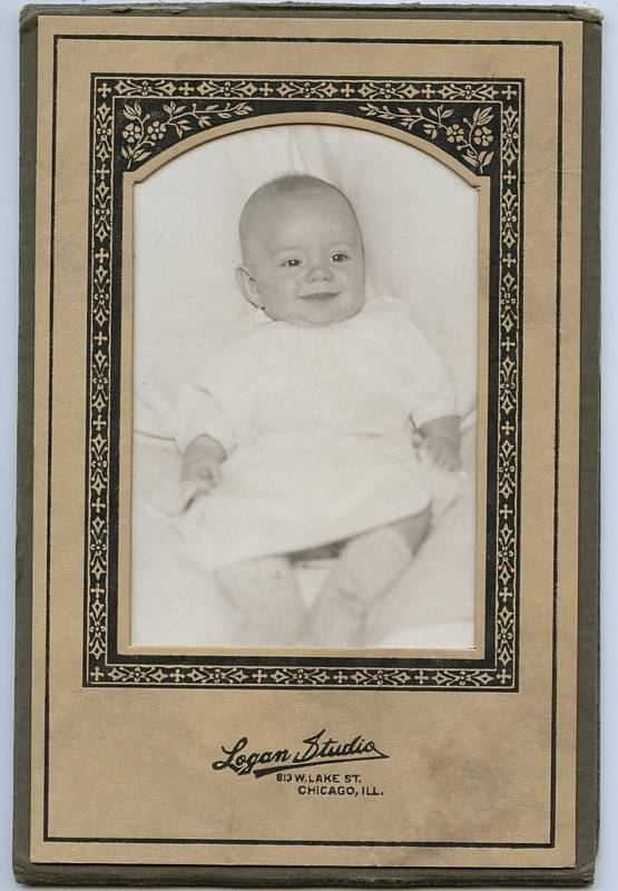 Antique Photo-Chicago Illinois Smiling Baby-Aunt France