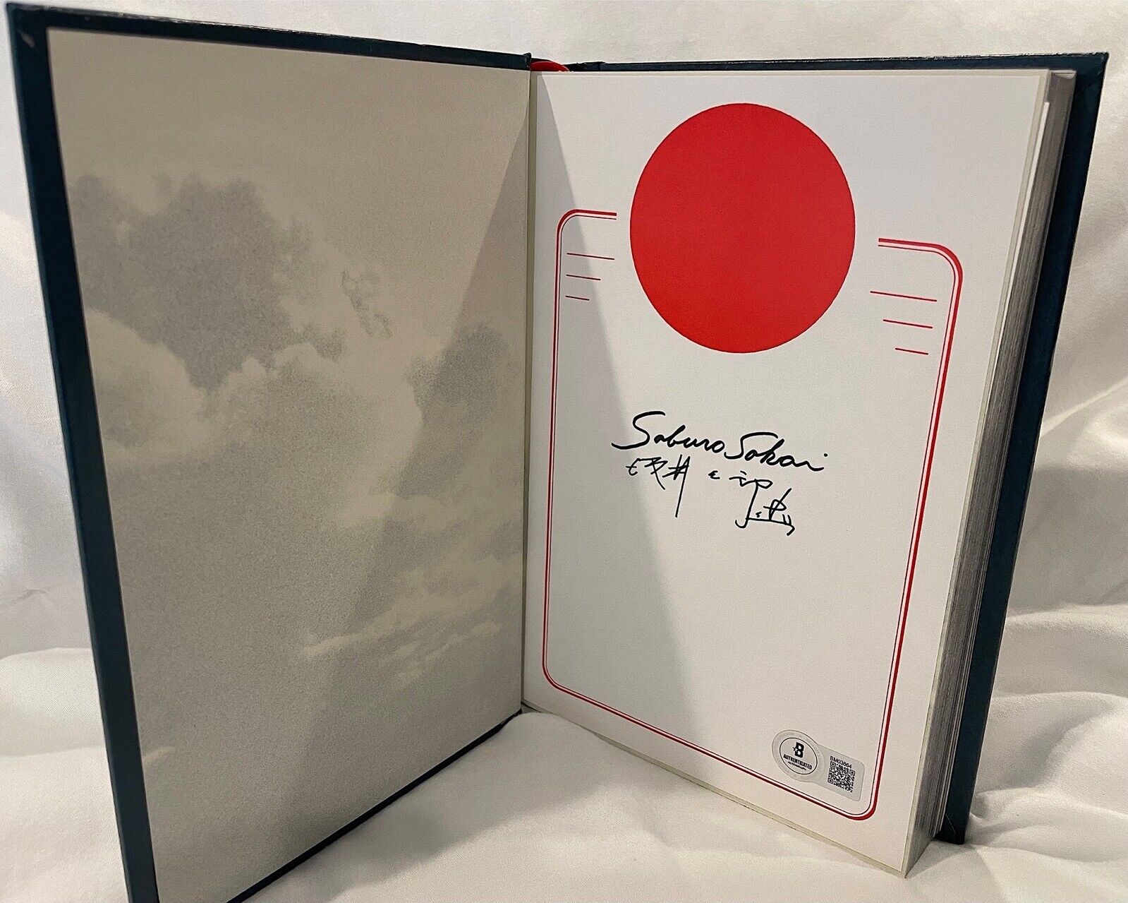 SABURO SAKAI SIGNED SAMURI HARD BOUND BOOK BAS BM03864 WWII JAPANESE ACE 64V