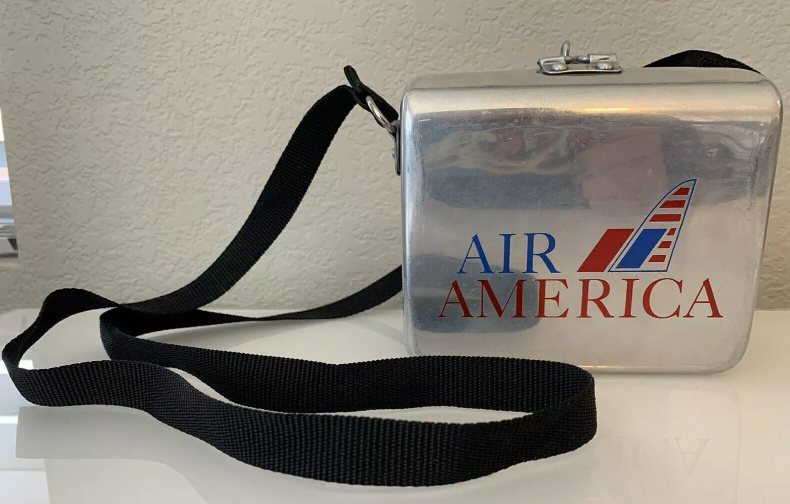 VTG AIR AMERICA  Aluminum Stewardess Case Purse Clutch - American Airline logo?