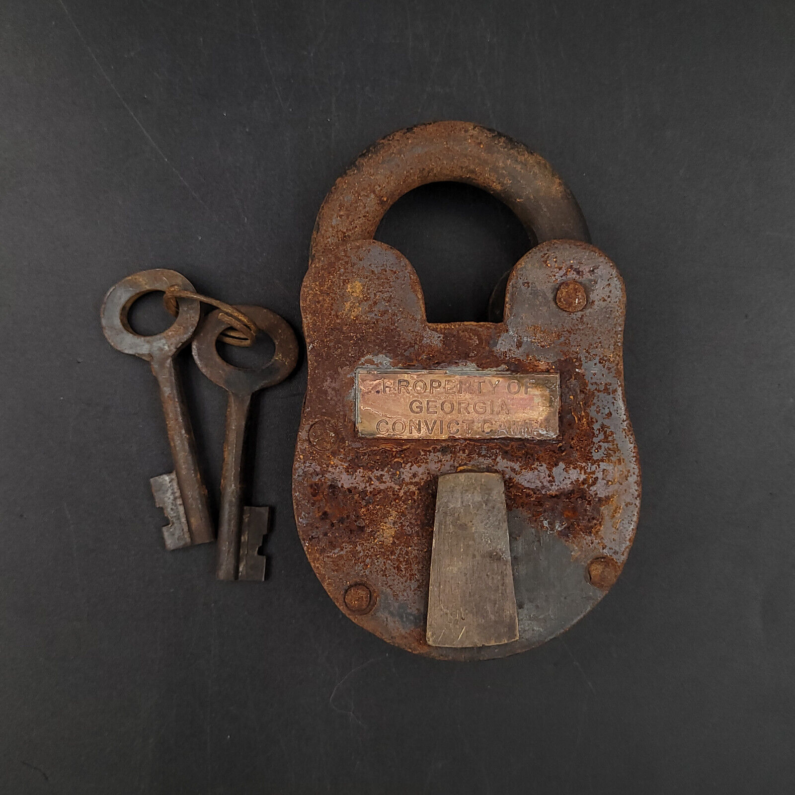 Property of Georgia Convict Camp Prison Padlock w/ Working Keys