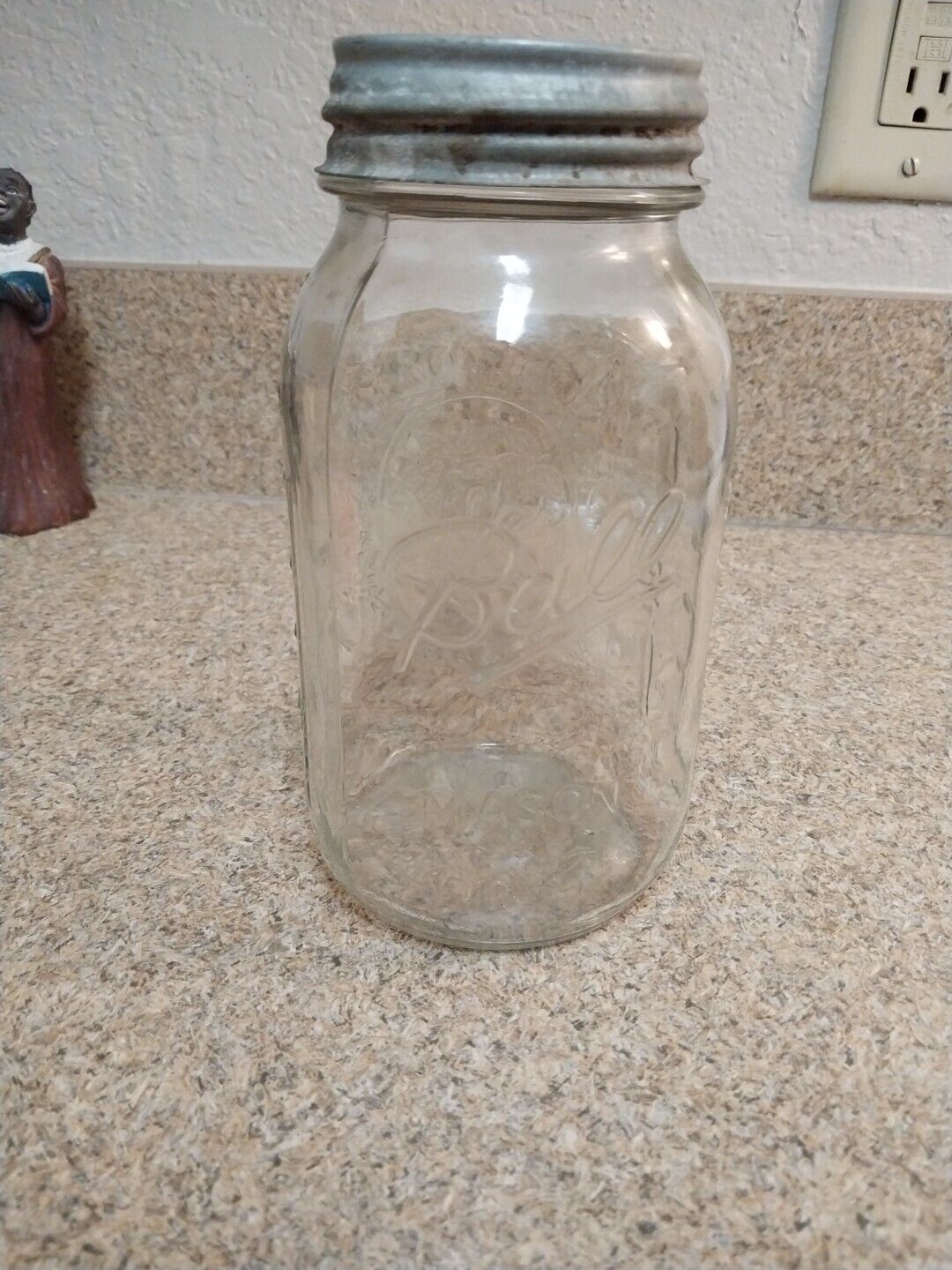 Large 32 oz Ball Wide Mouth Mason Jar with Lid.. Vintage