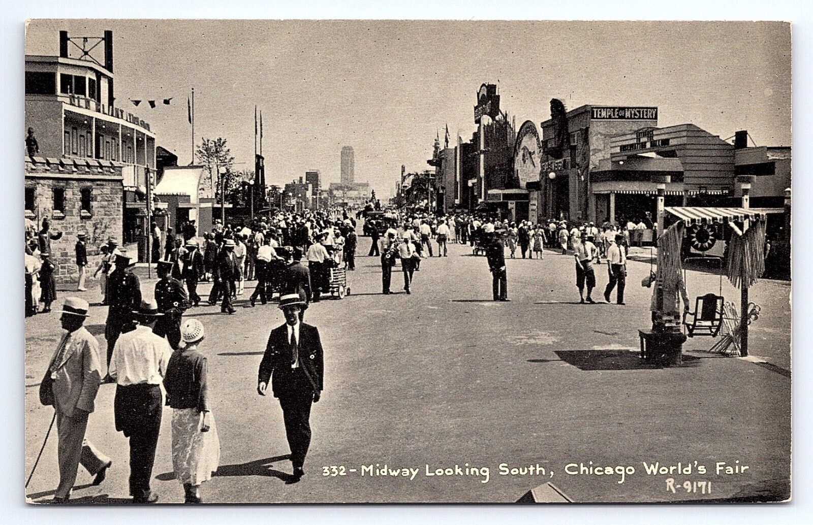 Postcard 1933 World\'s Fair Chicago Illinois Midway Looking South IL