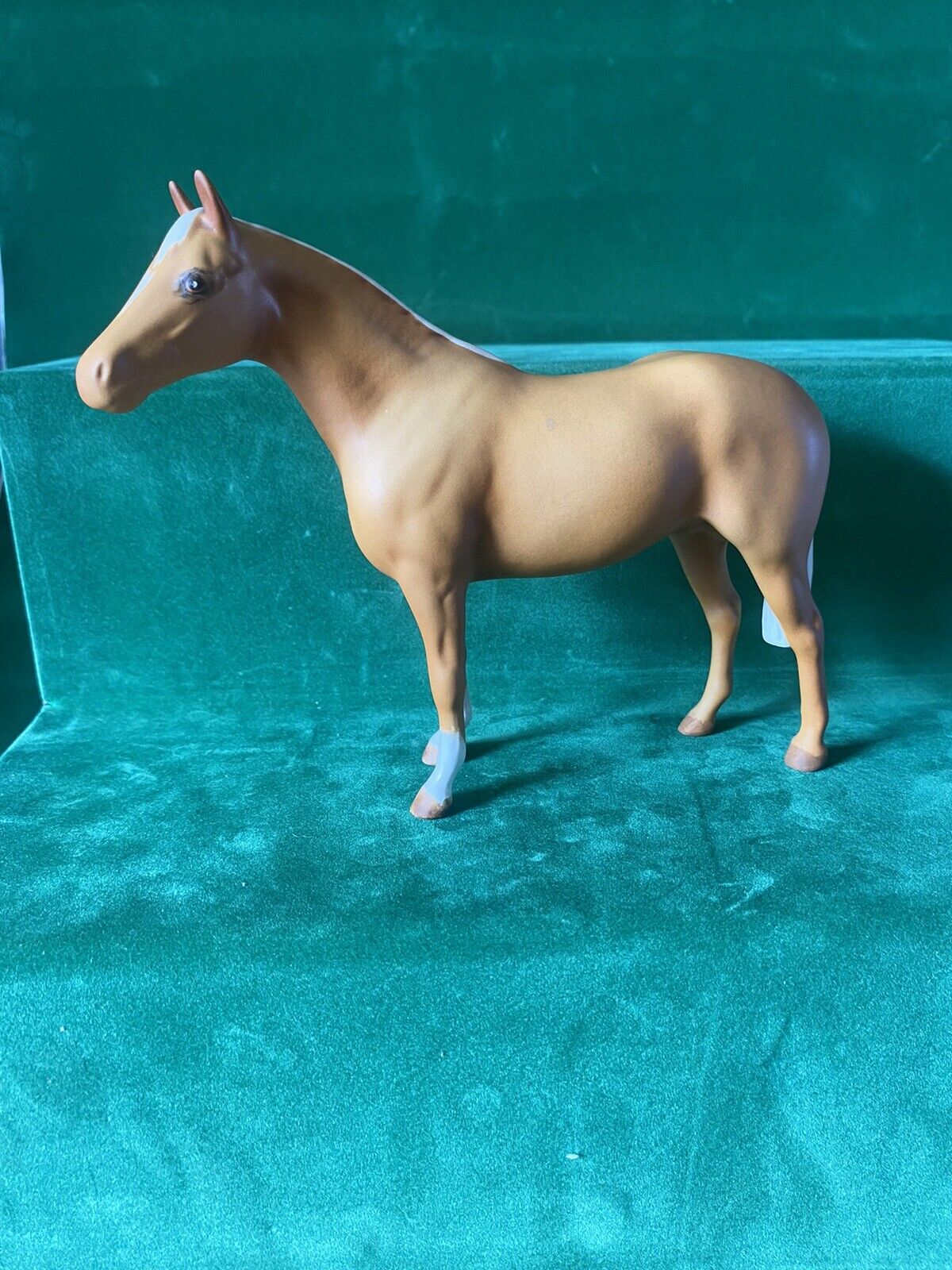 Beswick Vintage Rare Palomino Matt Thoroughbred  Stallion Horse no. 1992 A/F