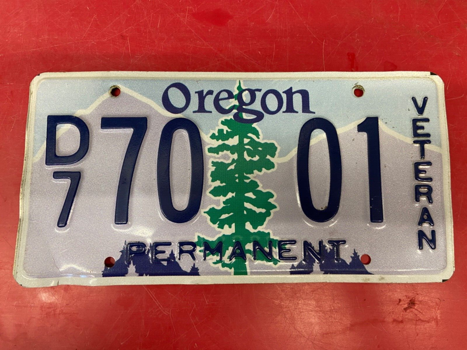 Vintage License Plate Oregon D7 7001 disabled veteran expired