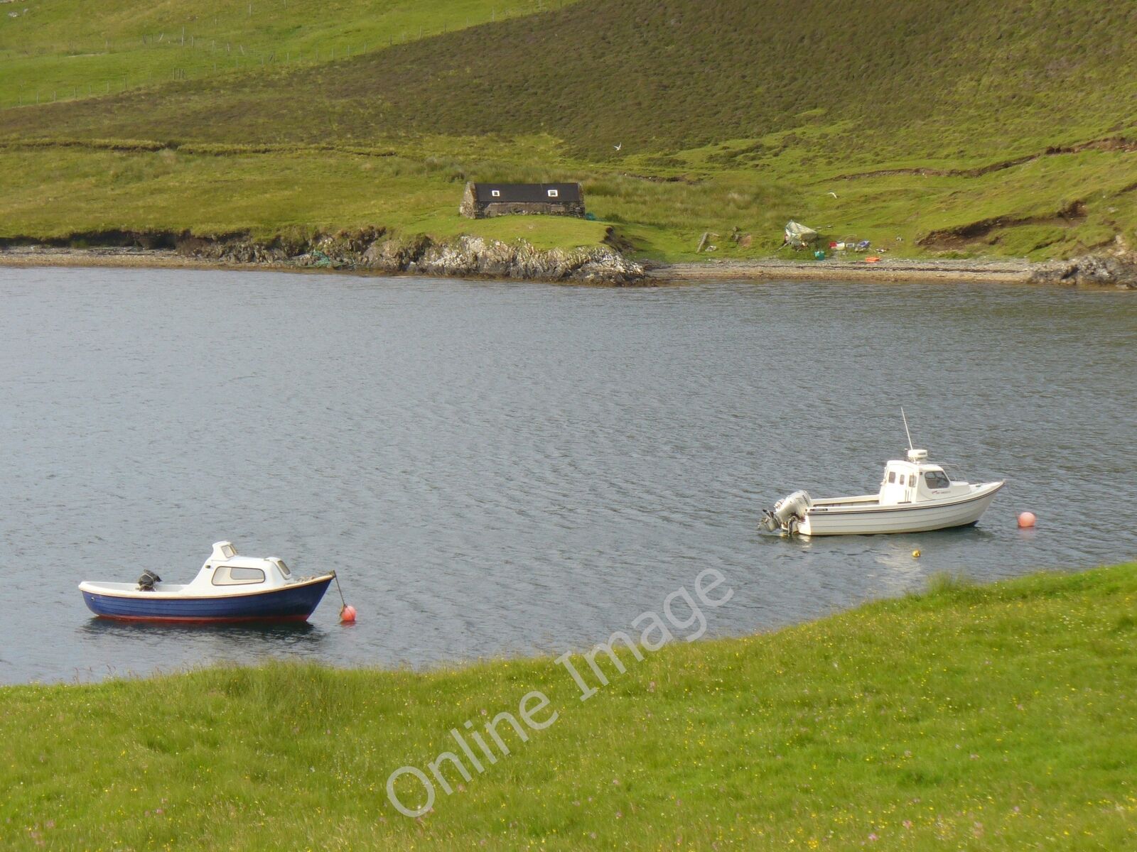 Photo 6x4 Boats in the West Voe of Quarff Wester Quarff Sheltered anchora c2010
