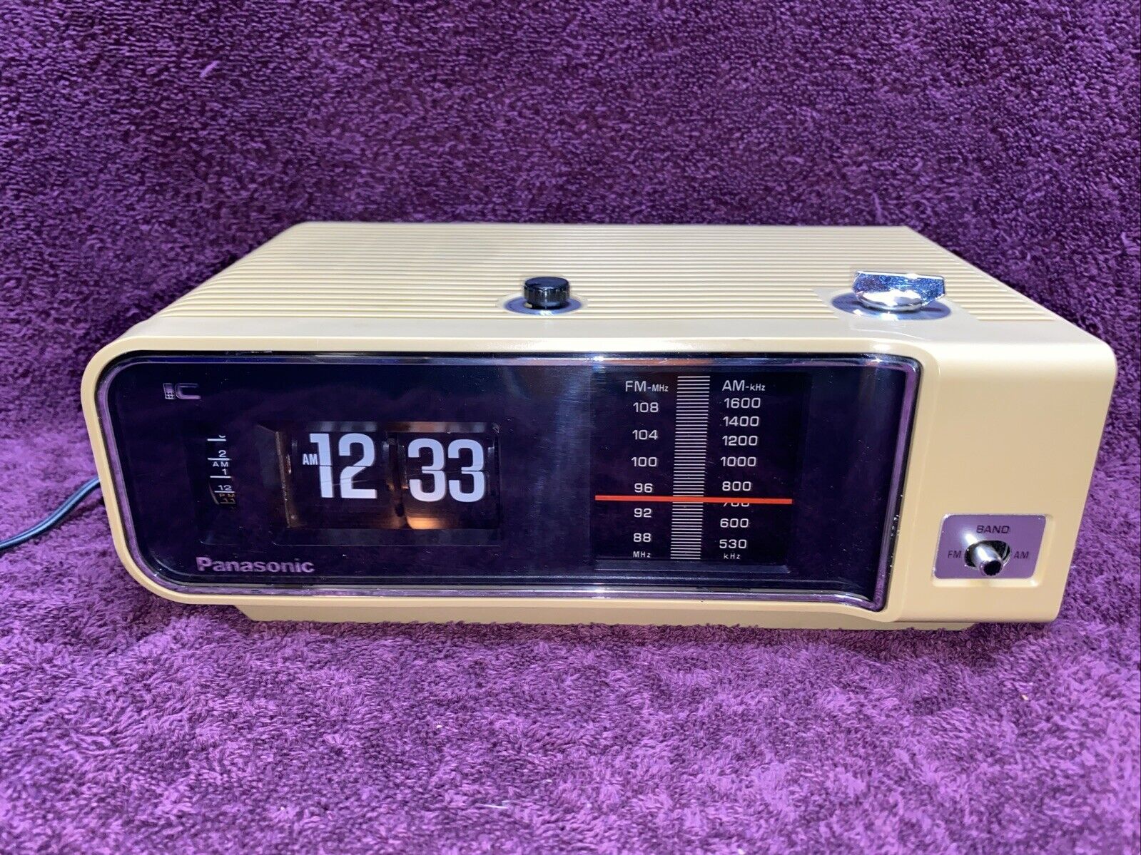 Vintage Panasonic RC-6003 Flip Clock AM/FM Radio Alarm GOOD CONDITION