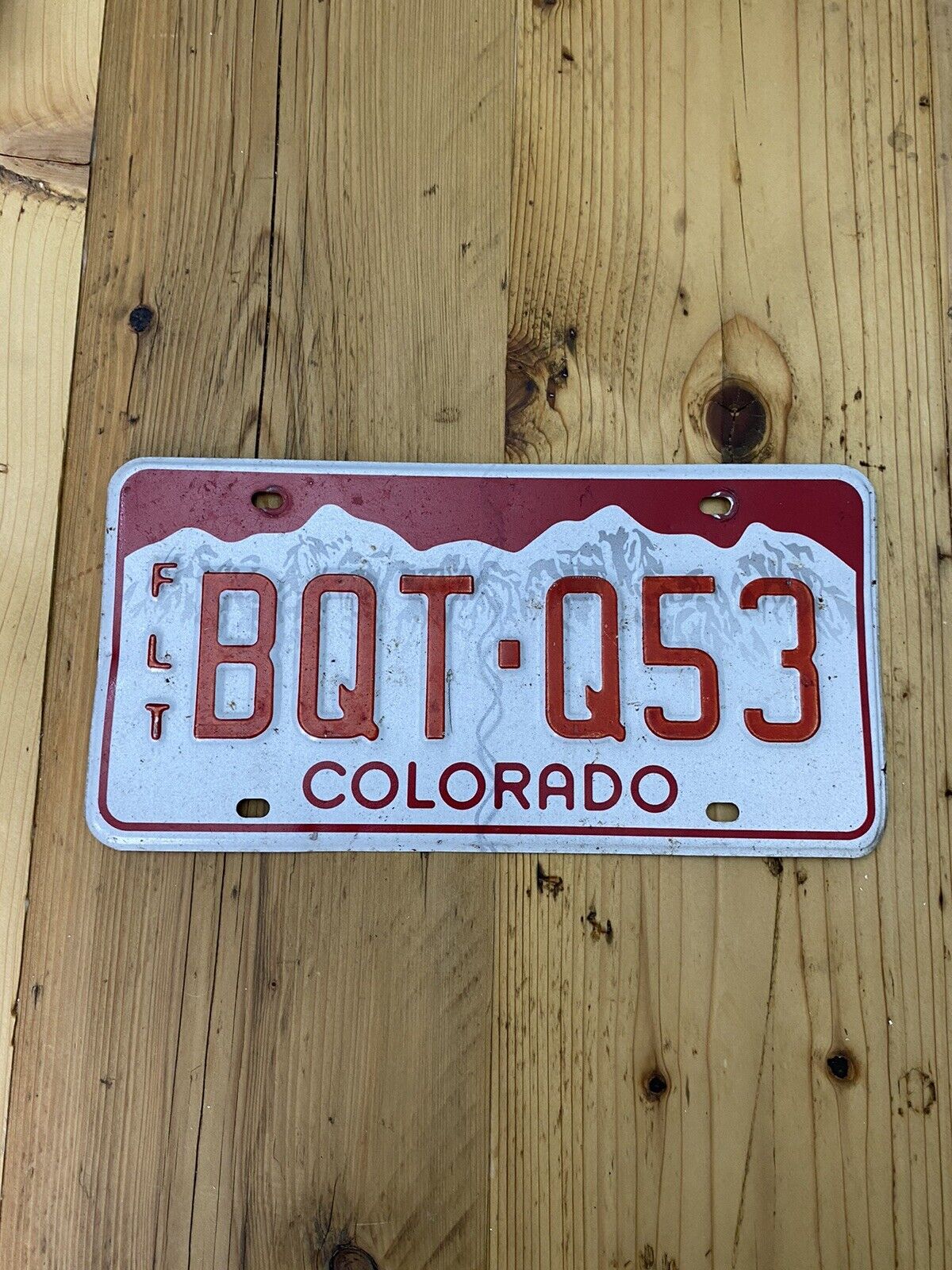 Vintage Colorado Classic Design US Car License Plate FLT BQT-Q53