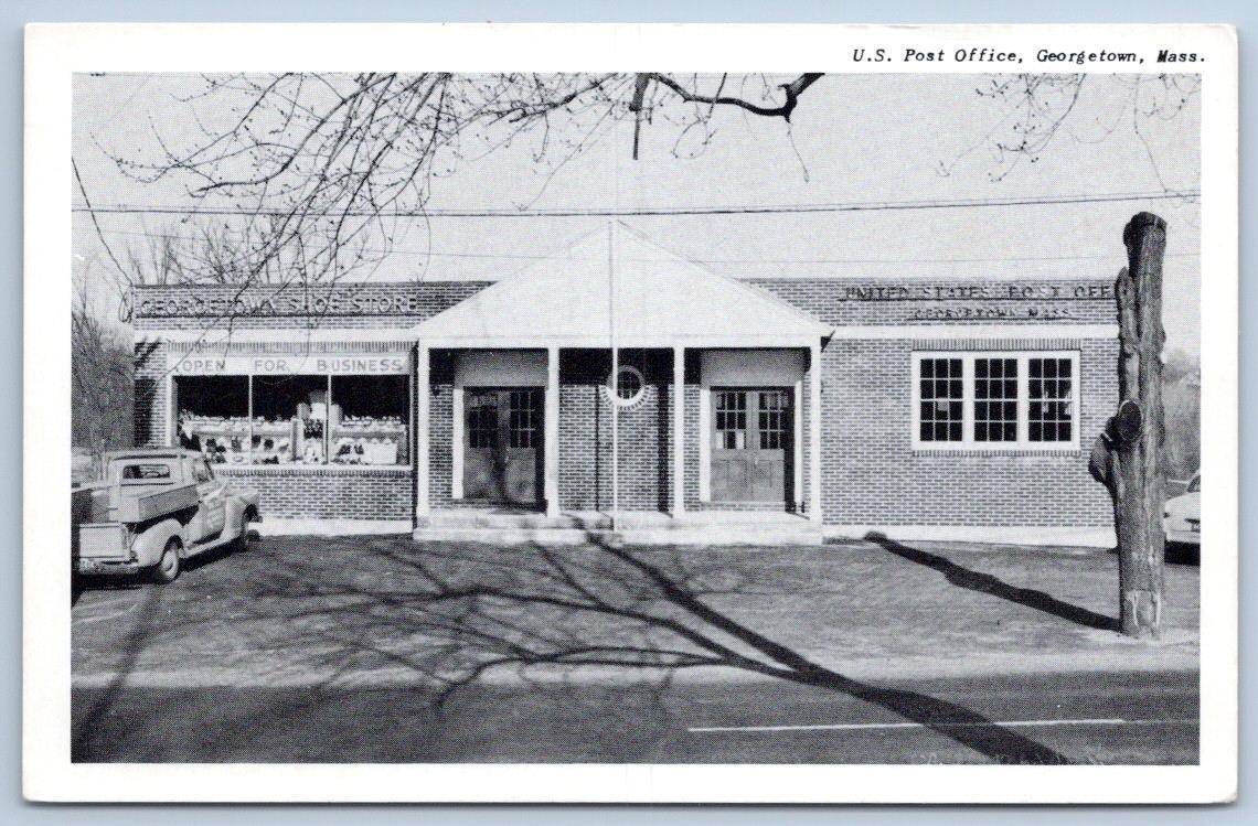 1950's US POST OFFICE GEORGETOWN MASSACHUSETTS OLD TRUCK SHOE STORE POSTCARD