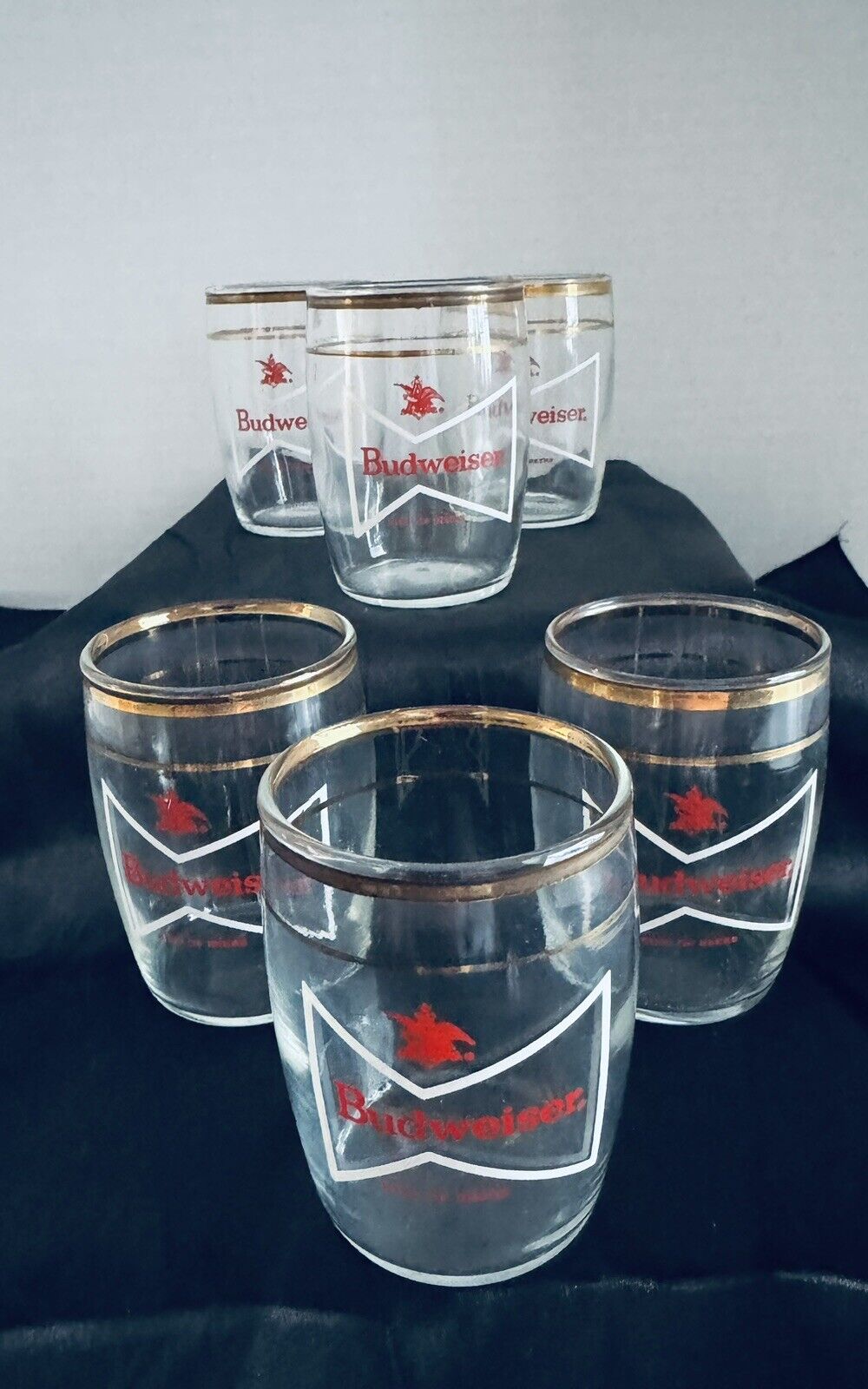Vintage BUDWEISER GOLD CRESTED BARREL TUMBLERS Set of 6, 4 oz, Stored. Exc Cond