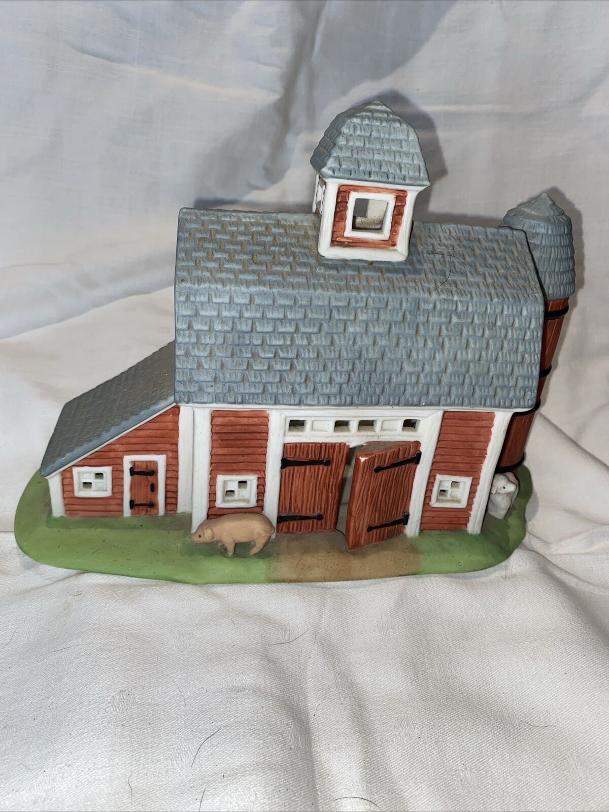 Partylite Meadowbrook Farm Tealight House Ceramic Vintage Retired Red Barn