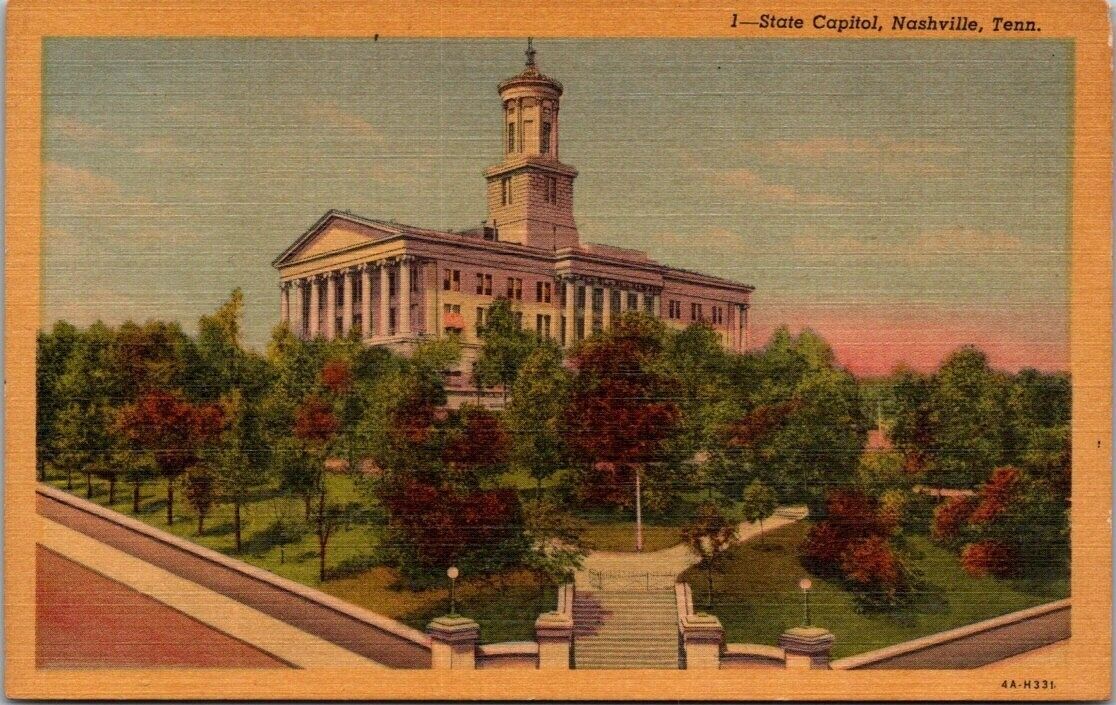 State Capitol Nashville Tennessee Vintage Linen Postcard B25