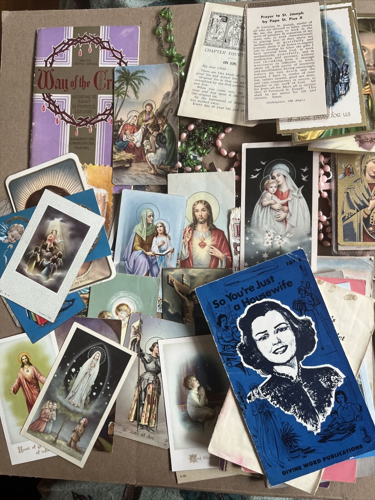 Nice Lot Of Over 30 Catholic Religious Cards Rosaries And Pamphlets