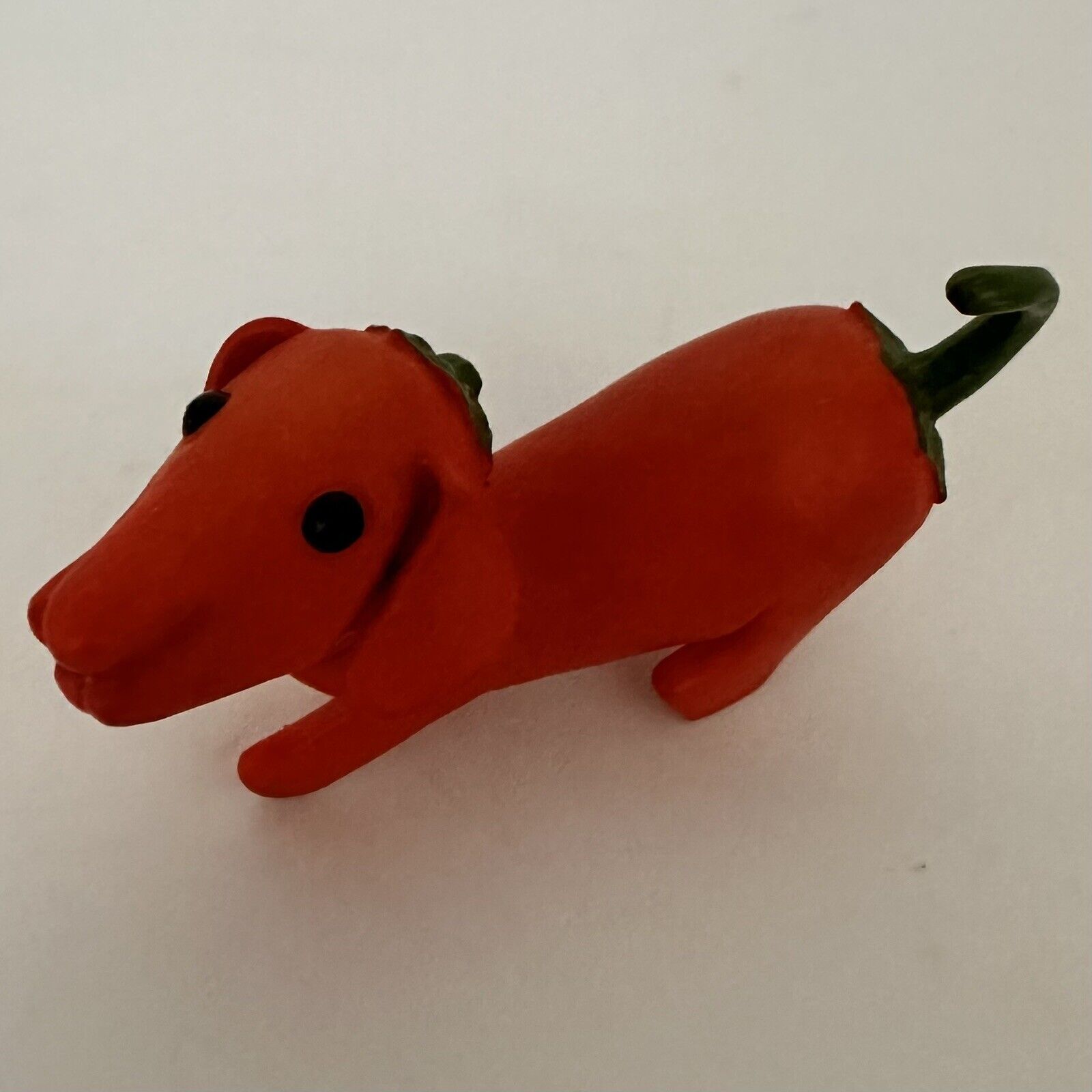 Enesco Home Grown Figurine Red Pepper Dachshund Rare Retired 2008 Collectible