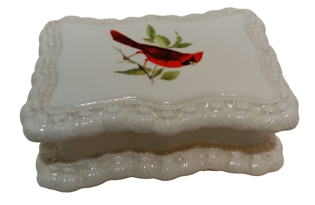 Vintage Cardinal on Limb White Trinket/ Treasure Box- Gator Mold Company 1983