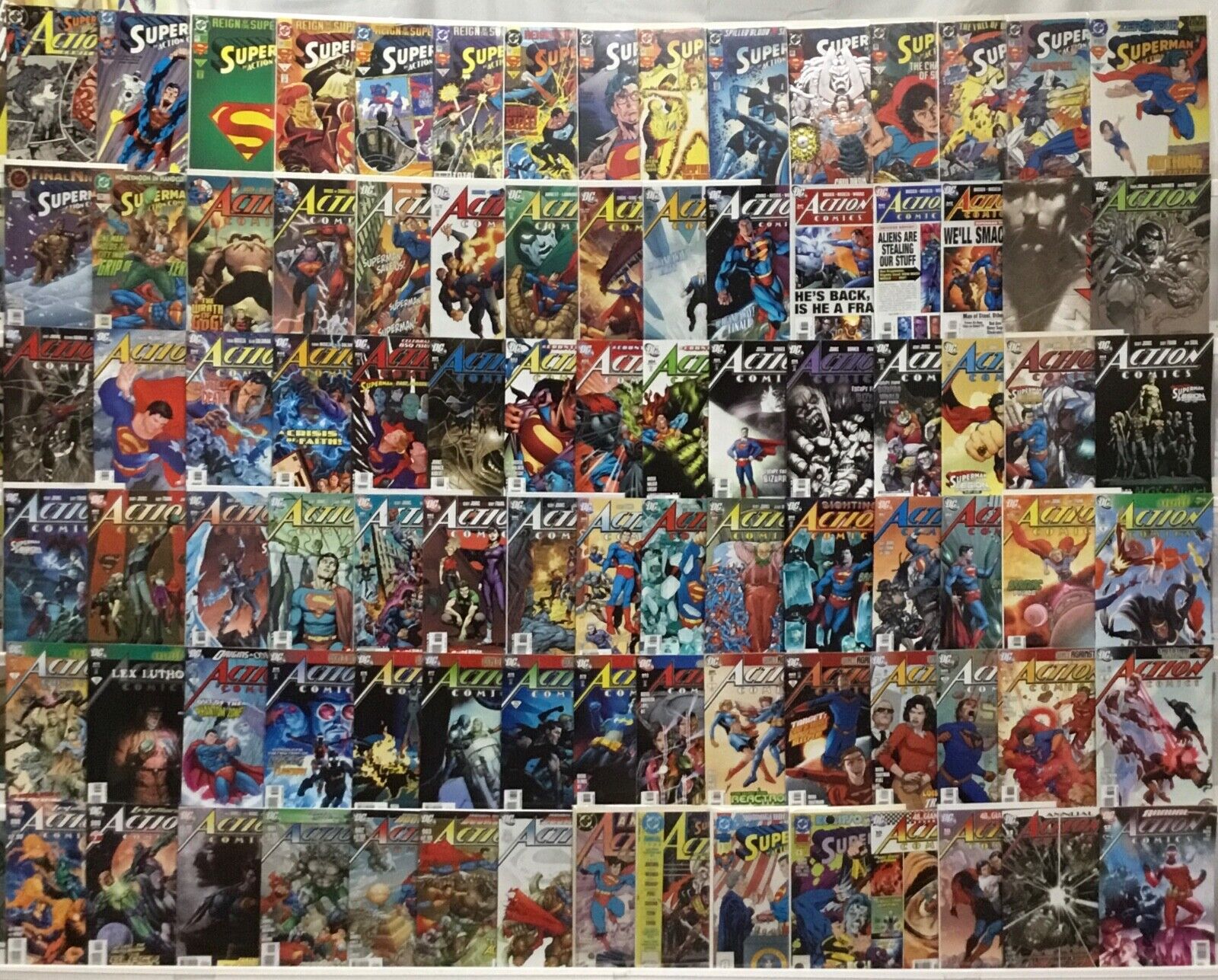 DC Comics - Superman Action Comics - Comic Book Lot of 90 Issues
