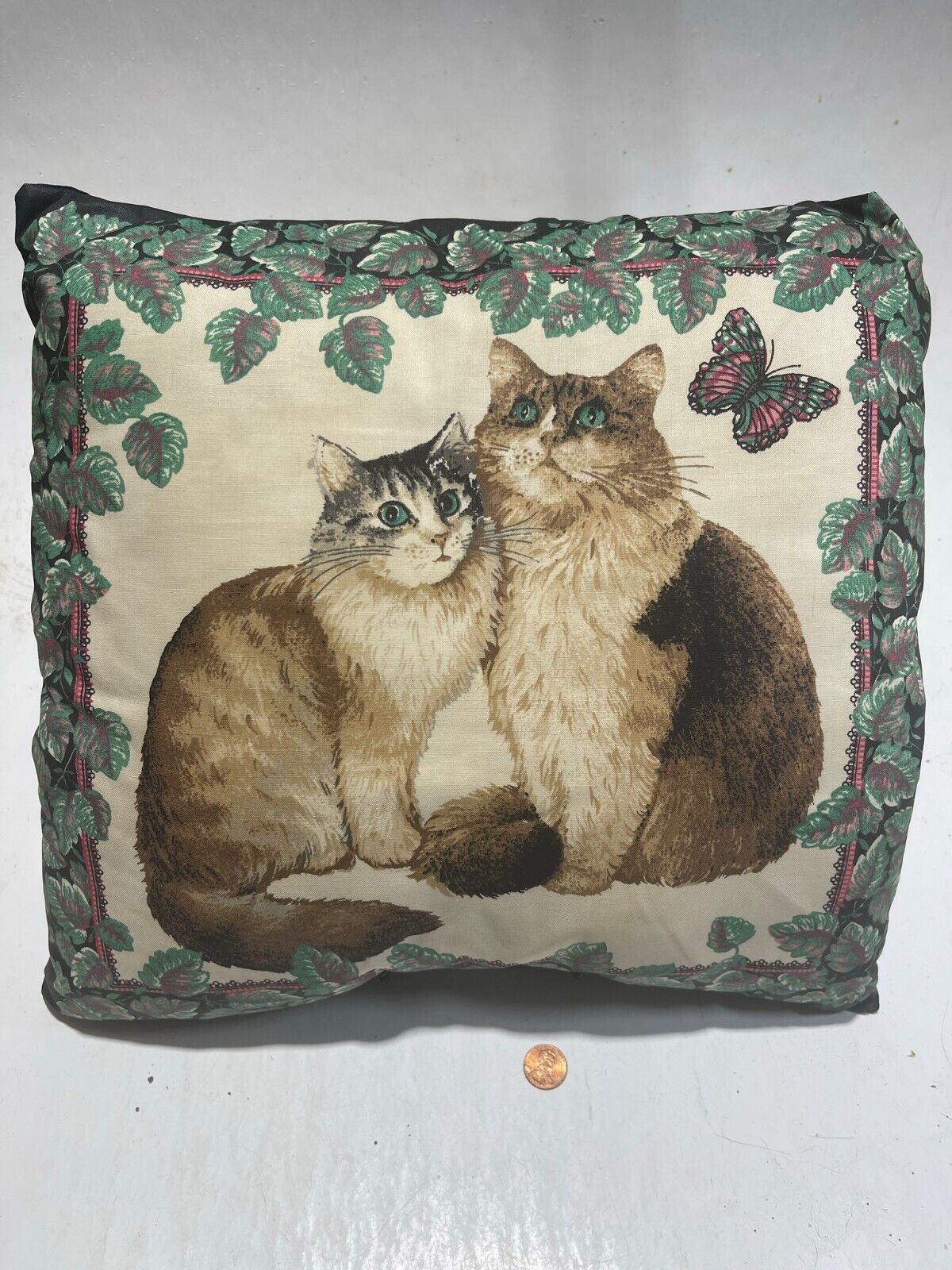CATS W/BUTTERFLY AND LEAVES THROW PILLOW