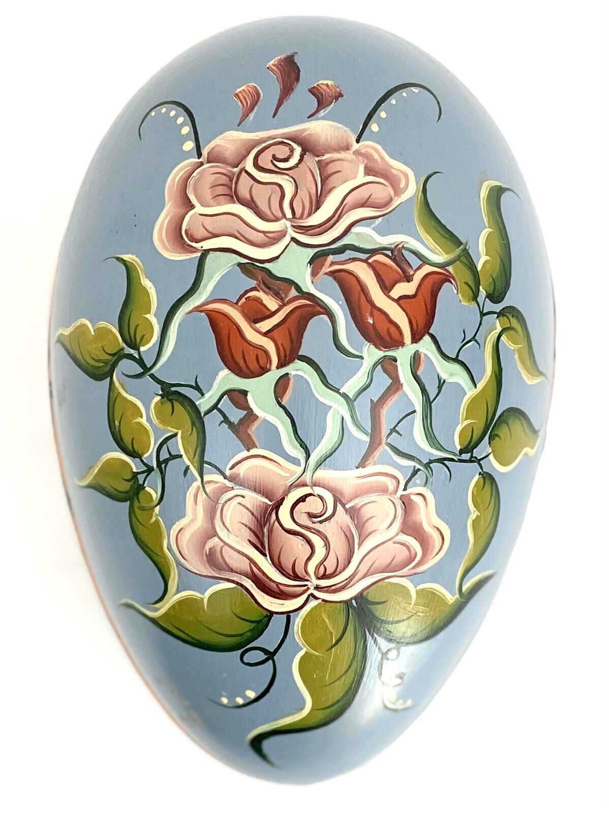 Beautiful Norwegian Rosemaling Hand painted Decorative Ceramic Easter Egg