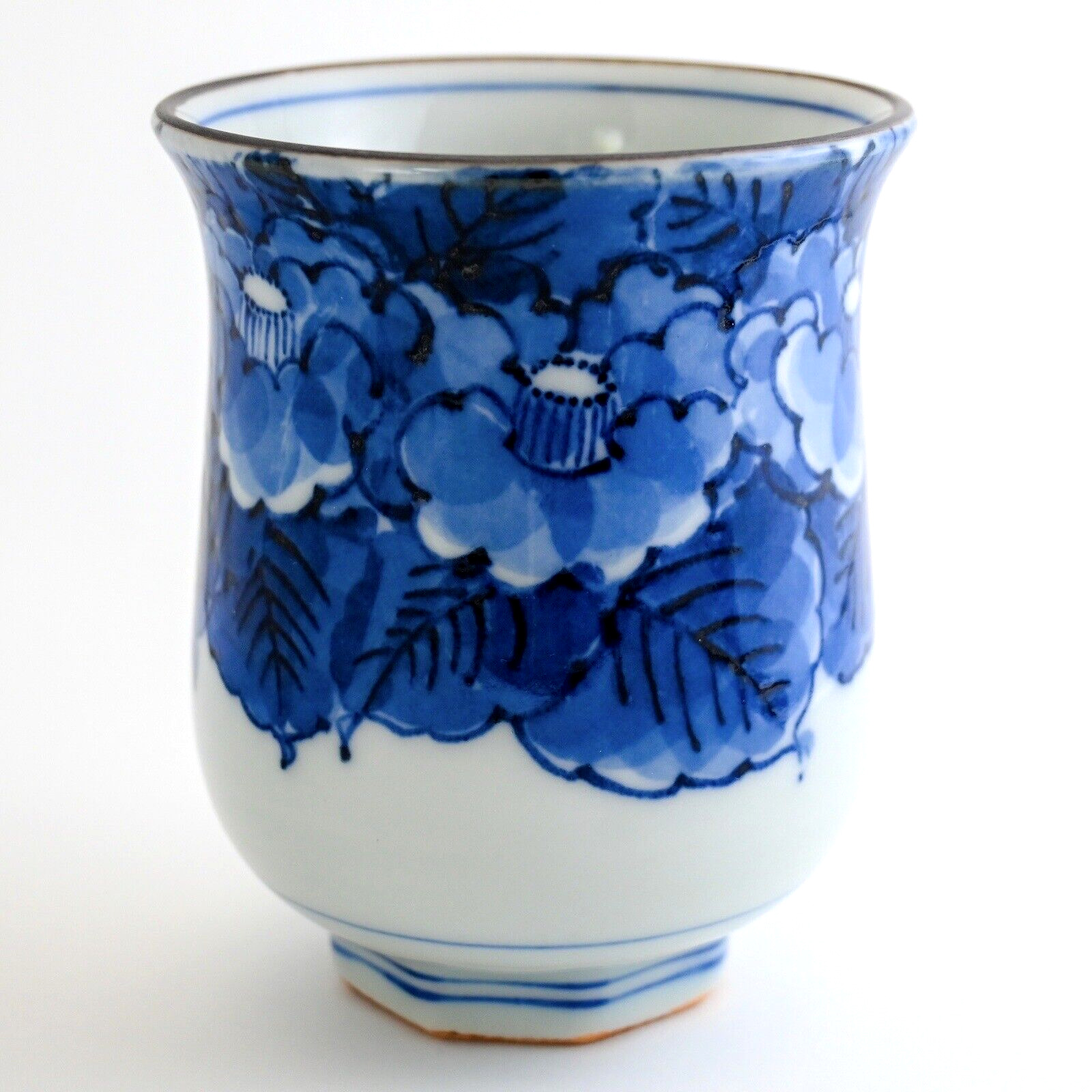 Japanese YUNOMI Tea Cup Blue & White Sasanqua Seto Sometsuke Traditional Craft