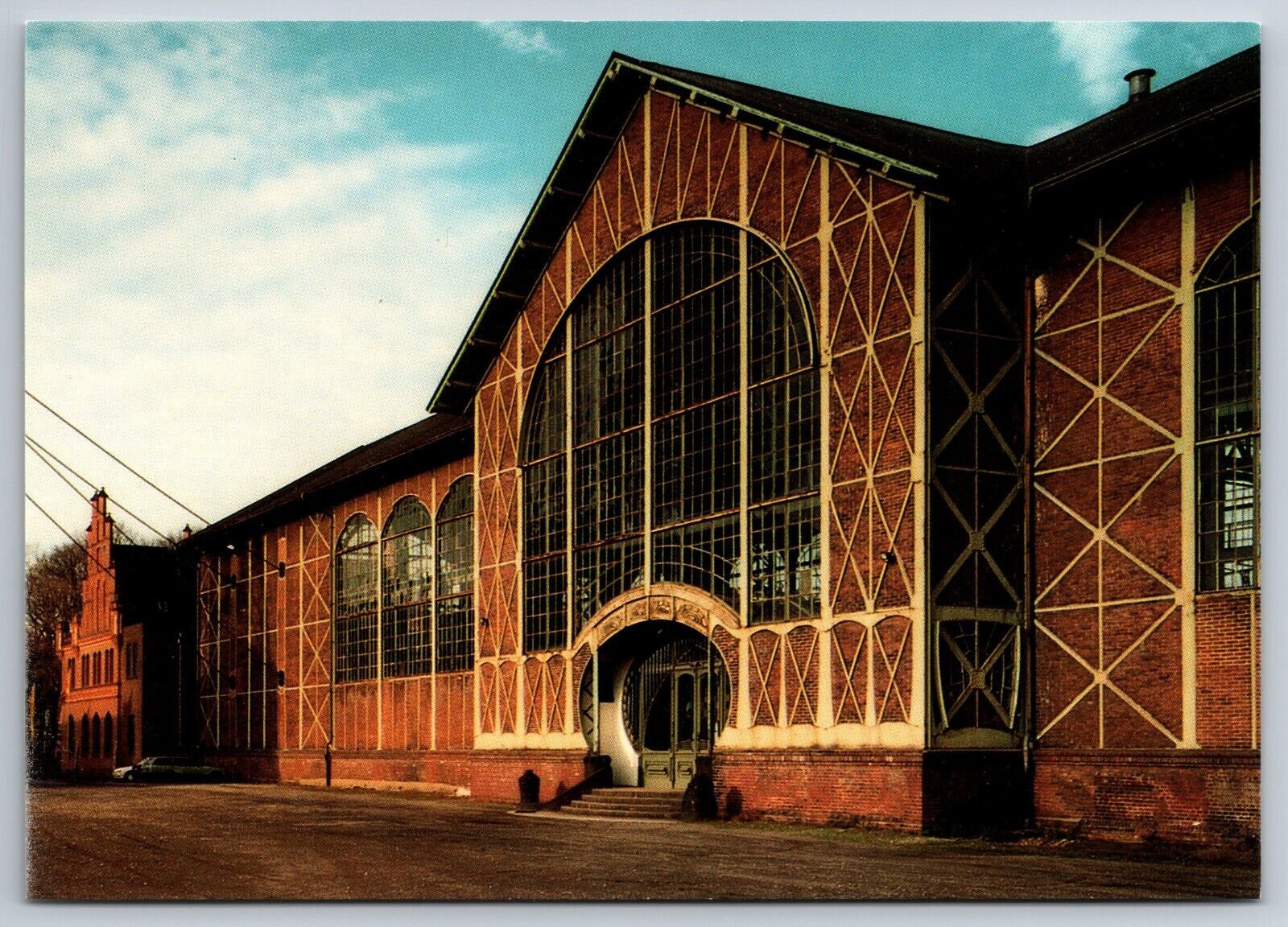 Postcard - The machine hall of the Zollern colliery