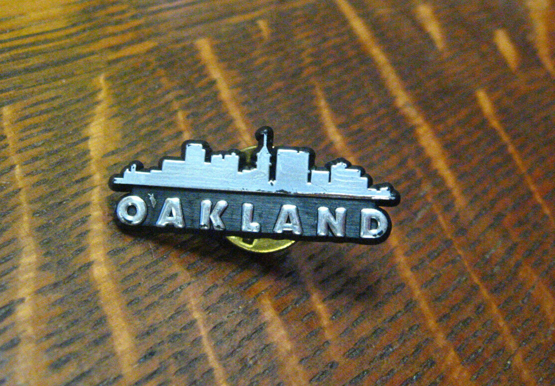 Oakland California Skyline Vintage Lapel Pin - Bay Area Raiders Black & Silver