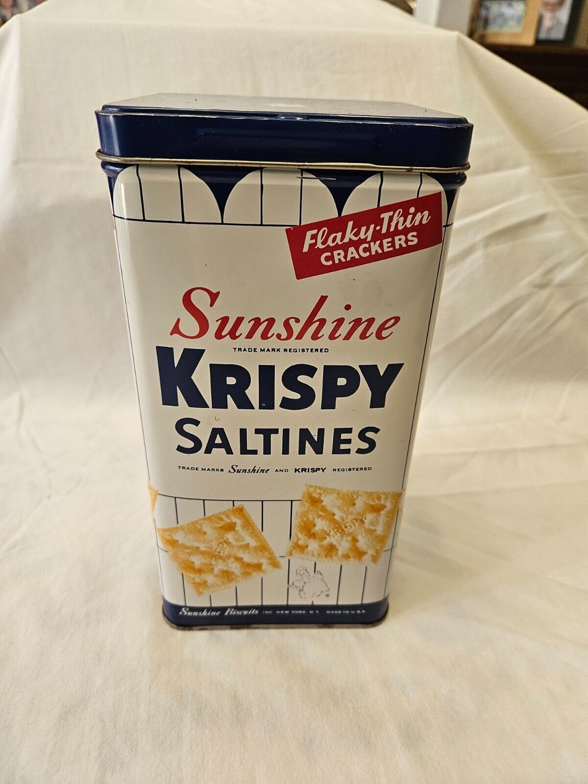 Vintage Sunshine Krispy Saltines Crackers Metal Storage Tin