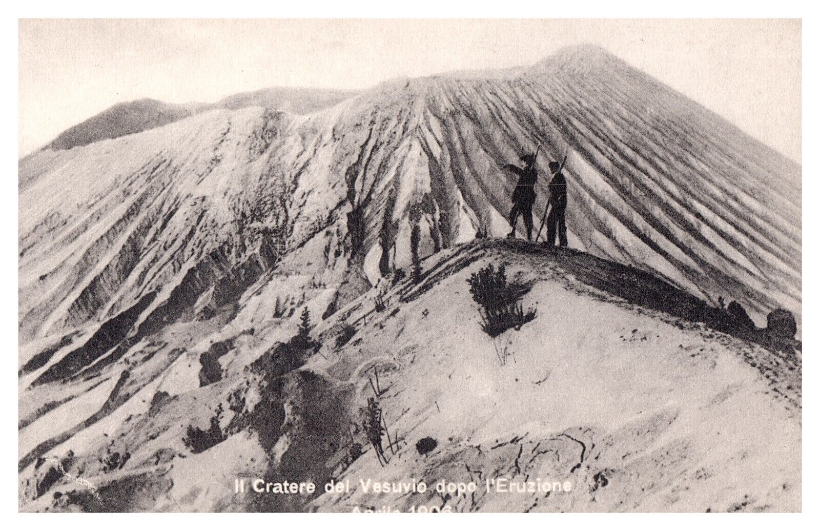 Vintage Post card 1906 Mount Vesuvius Crater Eruption Unposted