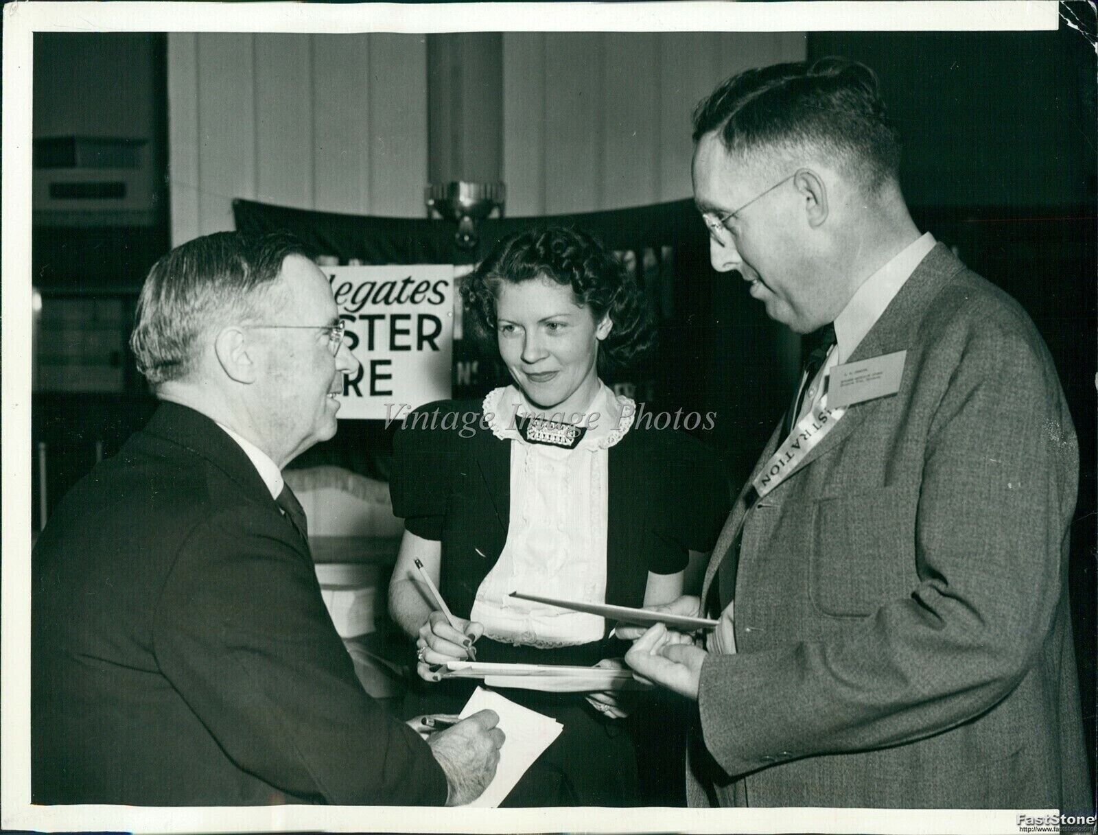 1940 Dr W Robinson Sally Langston United Methodist Conference Religion 7X9 Photo