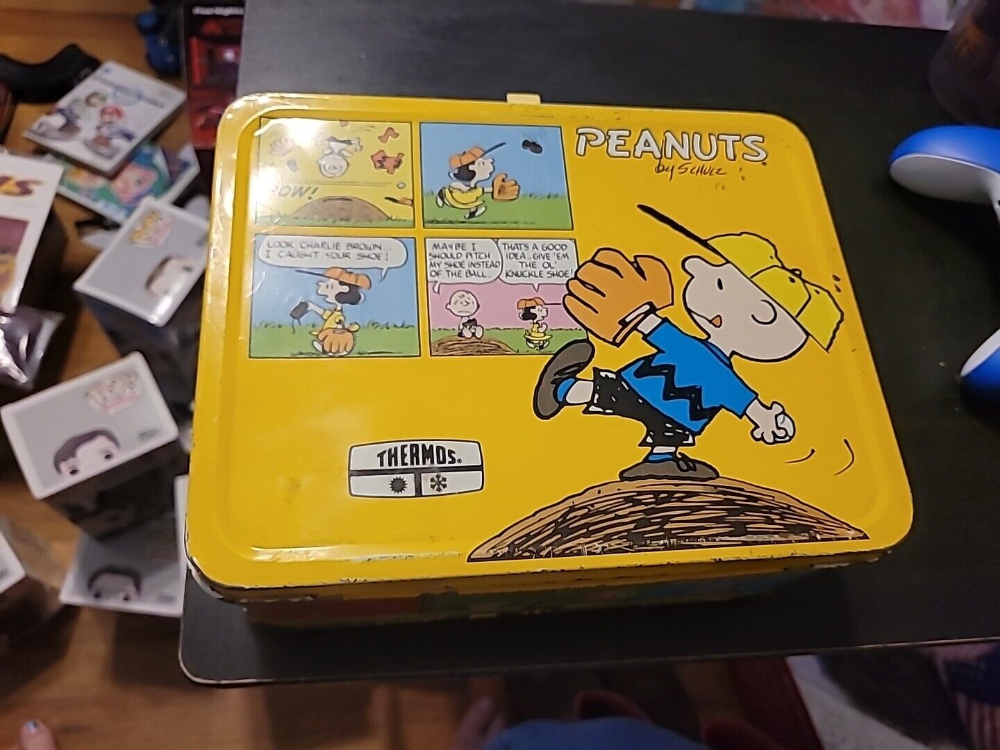 VINTAGE PEANUTS SNOOPY CHARLIE BROWN Yellow Metal Lunchbox 1965 With Thermos