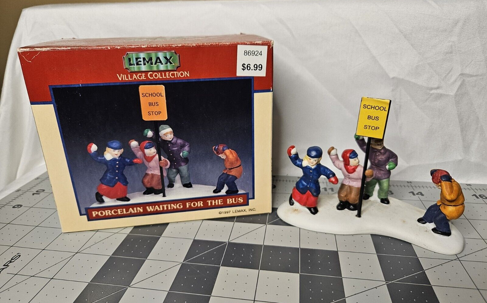Vintage Lemax Christmas Village Collection Waiting for the Bus 1997 #73224
