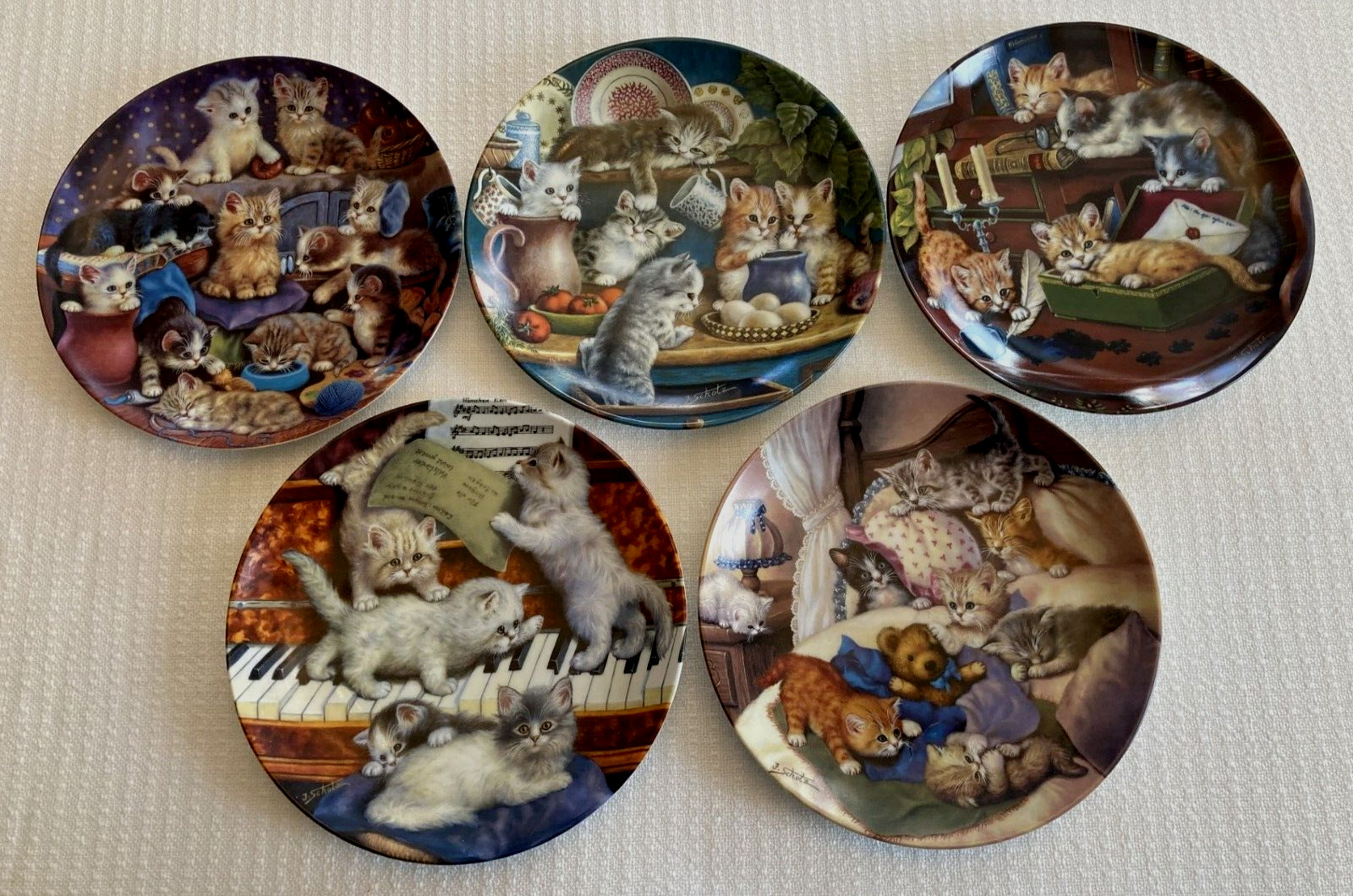Five Cats Kittens Collector Plates \
