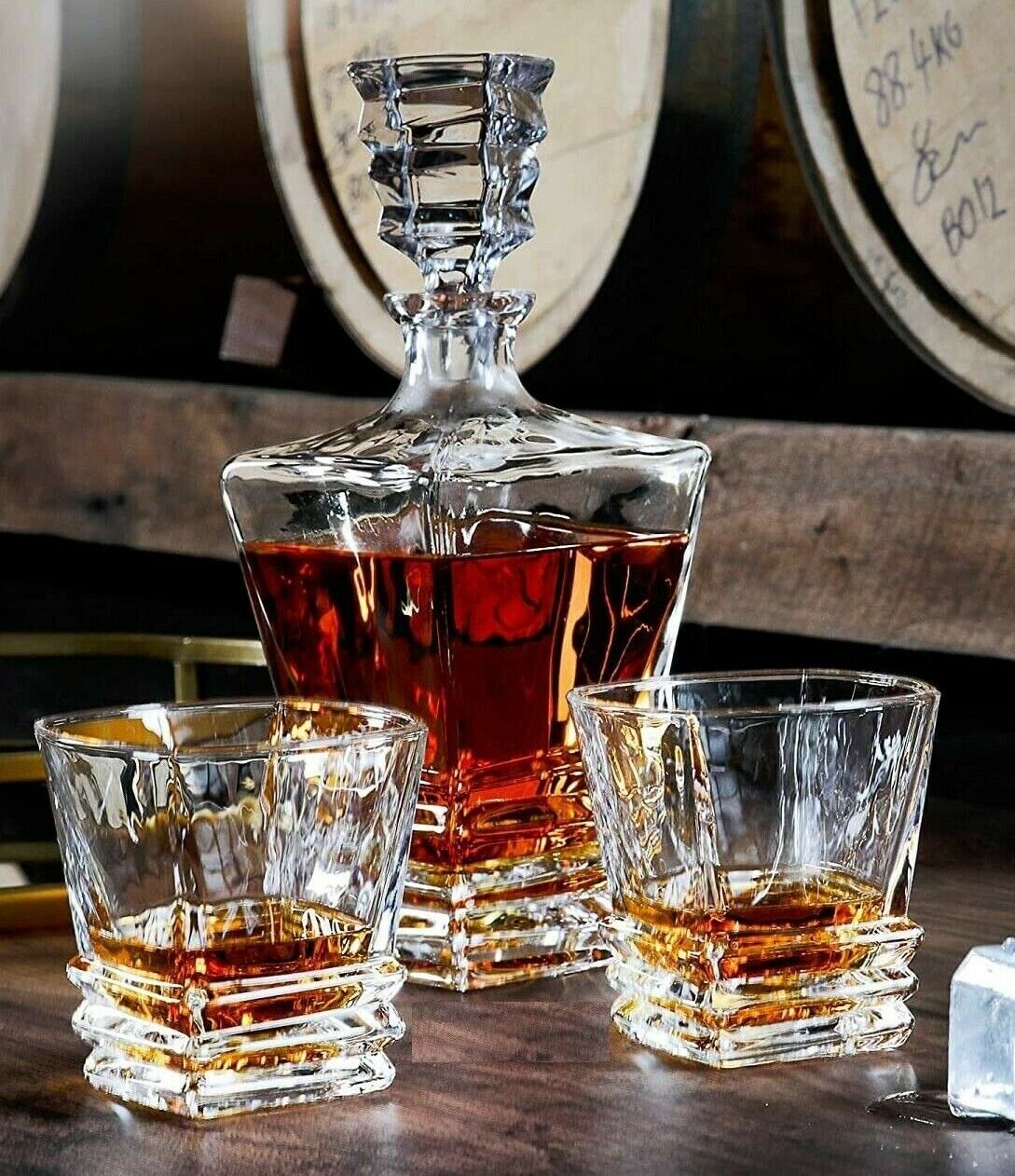European Glass Decanters with 6 Glasses for Alcohol Scotch Whisky Bourbon Cognac