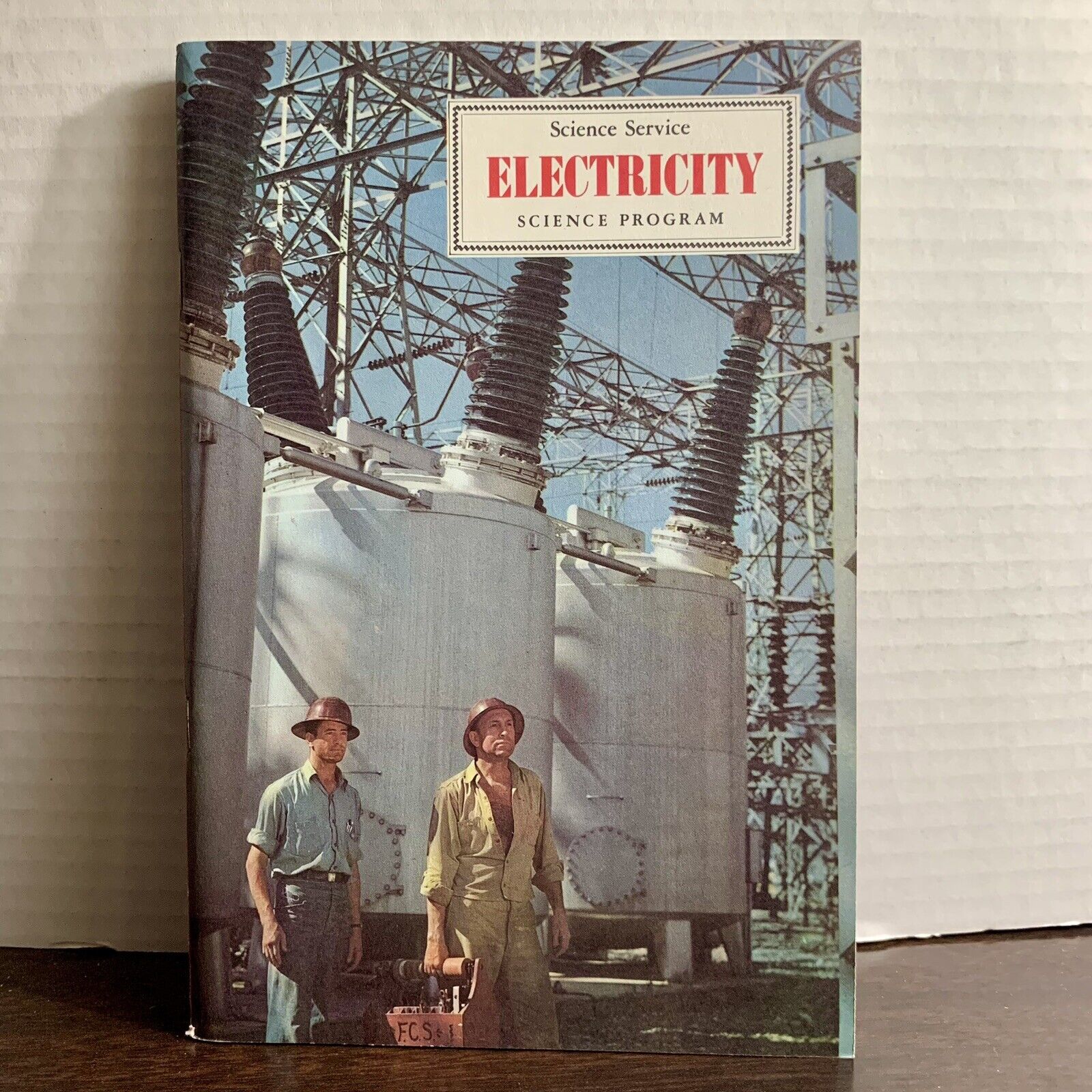 Vintage 1959, 1963 Electricity Science Service Booklet Peter E. Viemeister
