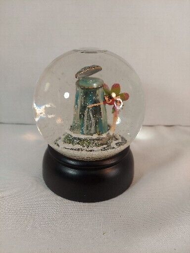 Snowglobe Lily P. Frost - 2003 Nordstrom - Make a Beauty Wish