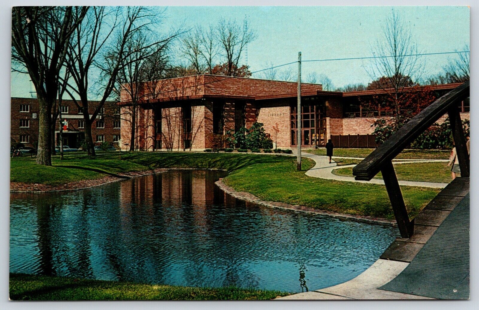 Postcard Central College Library, Pella Iowa Unposted