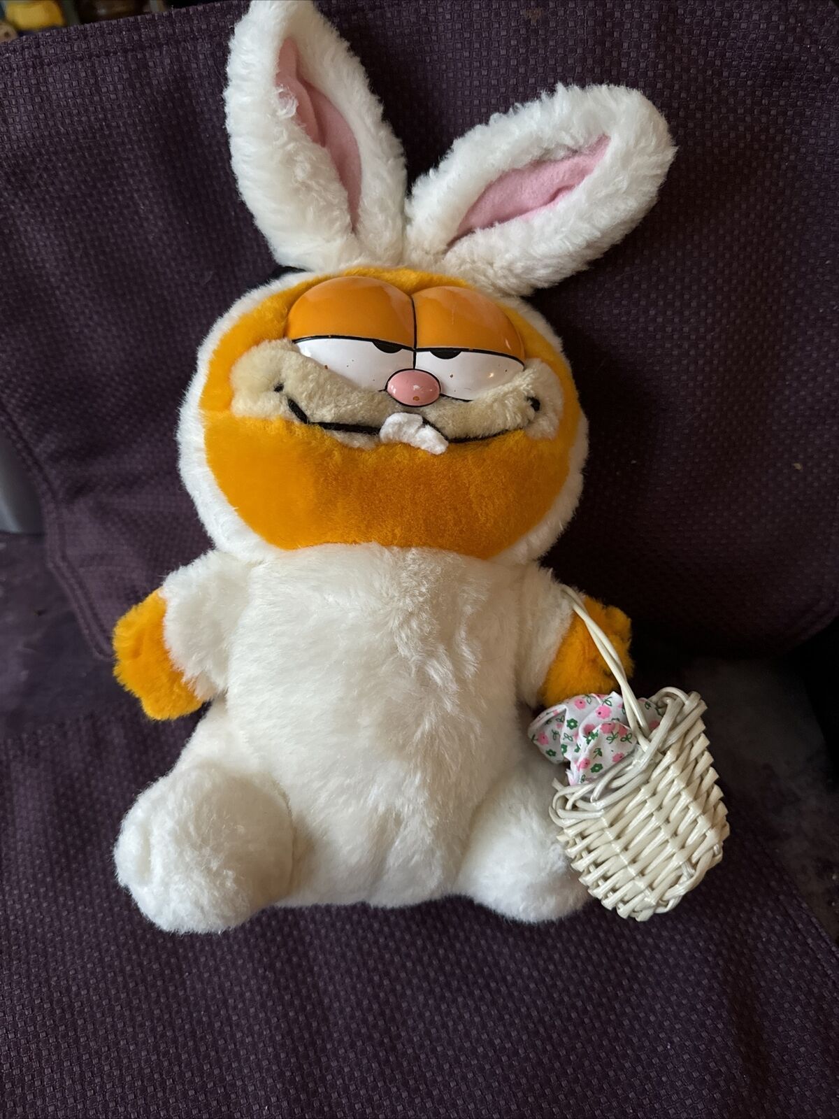 Vintage Garfield Cat Easter Bunny Costume w/ Basket Plush Stuffed Animal Dakin