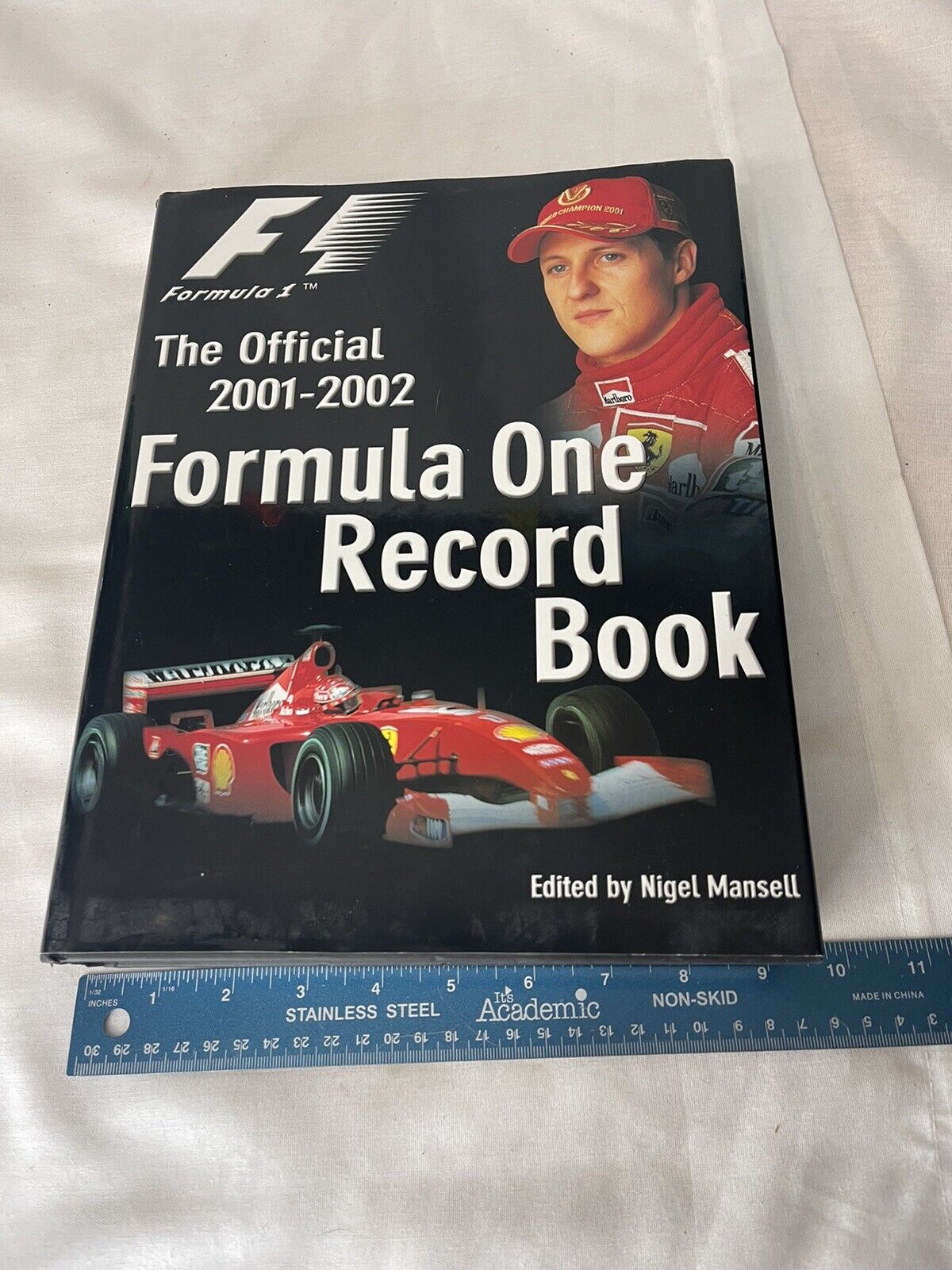 The Official 2001-2002 Formula One Record Book Vintage Large Coffee Table Racing
