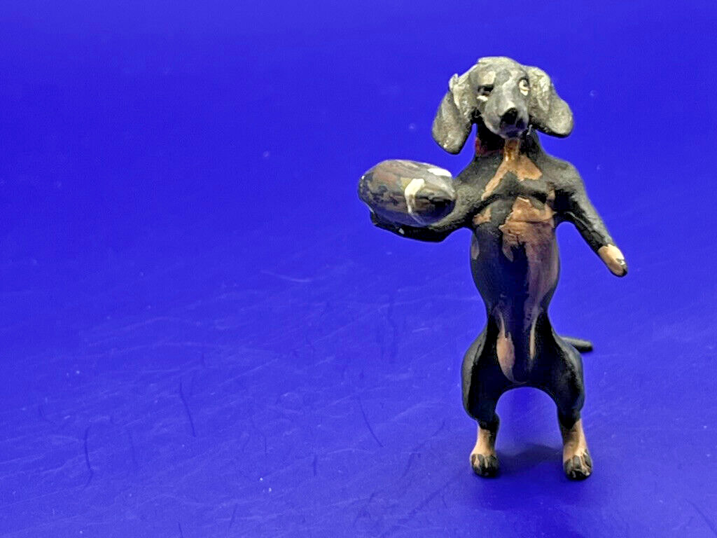 Redl Vienna Bronze Dachshund Football Player Fully Body Cold Cast Hand Painted