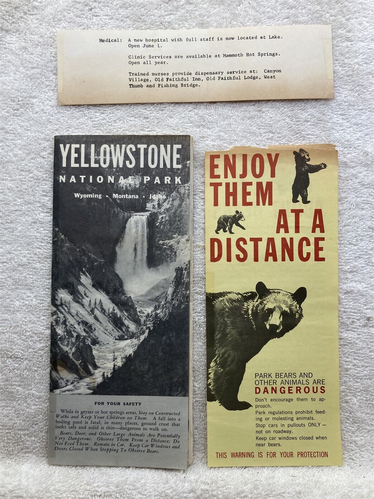 1964 Yellowstone National Park Wyoming Montana Idaho Travel Brochure Bears Vtg