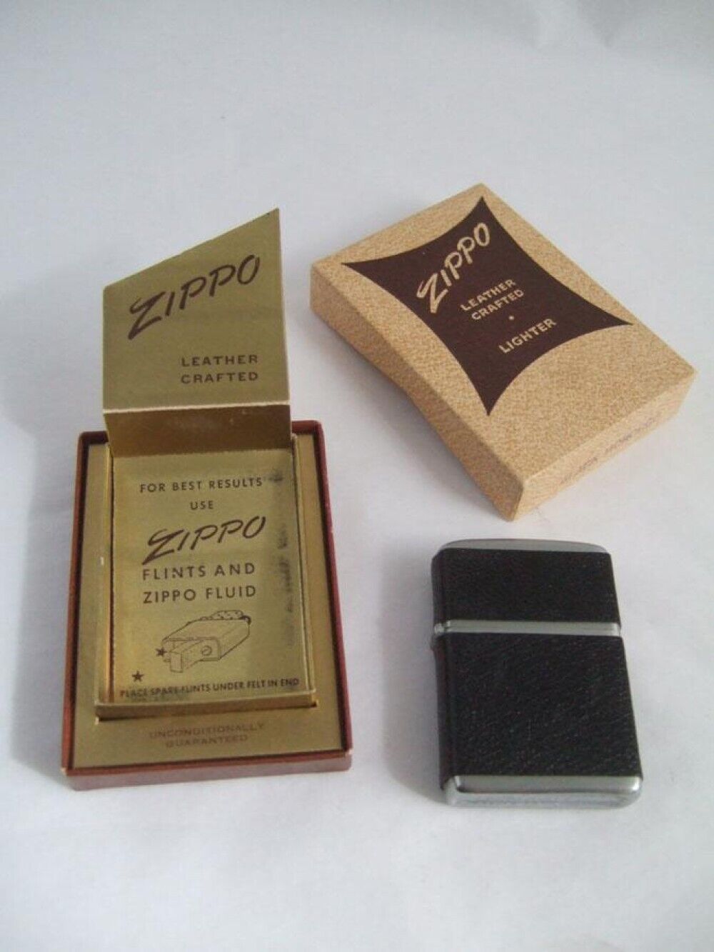 Vintage Zippo 1949-1951 Black Morocco Leather Wrap Oil Lighter w/ Box Unfired