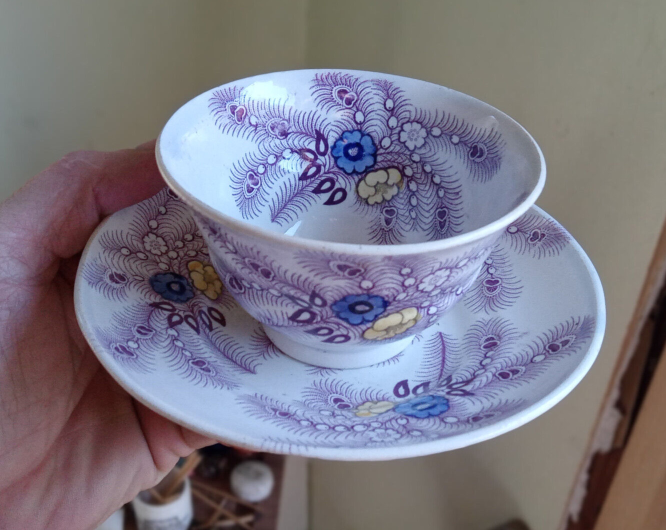 1830s WOOD & CHALLINOR FEATHER PATTERN PURPLE STAFFORDSHIRE CUP & SAUCER PRETTY