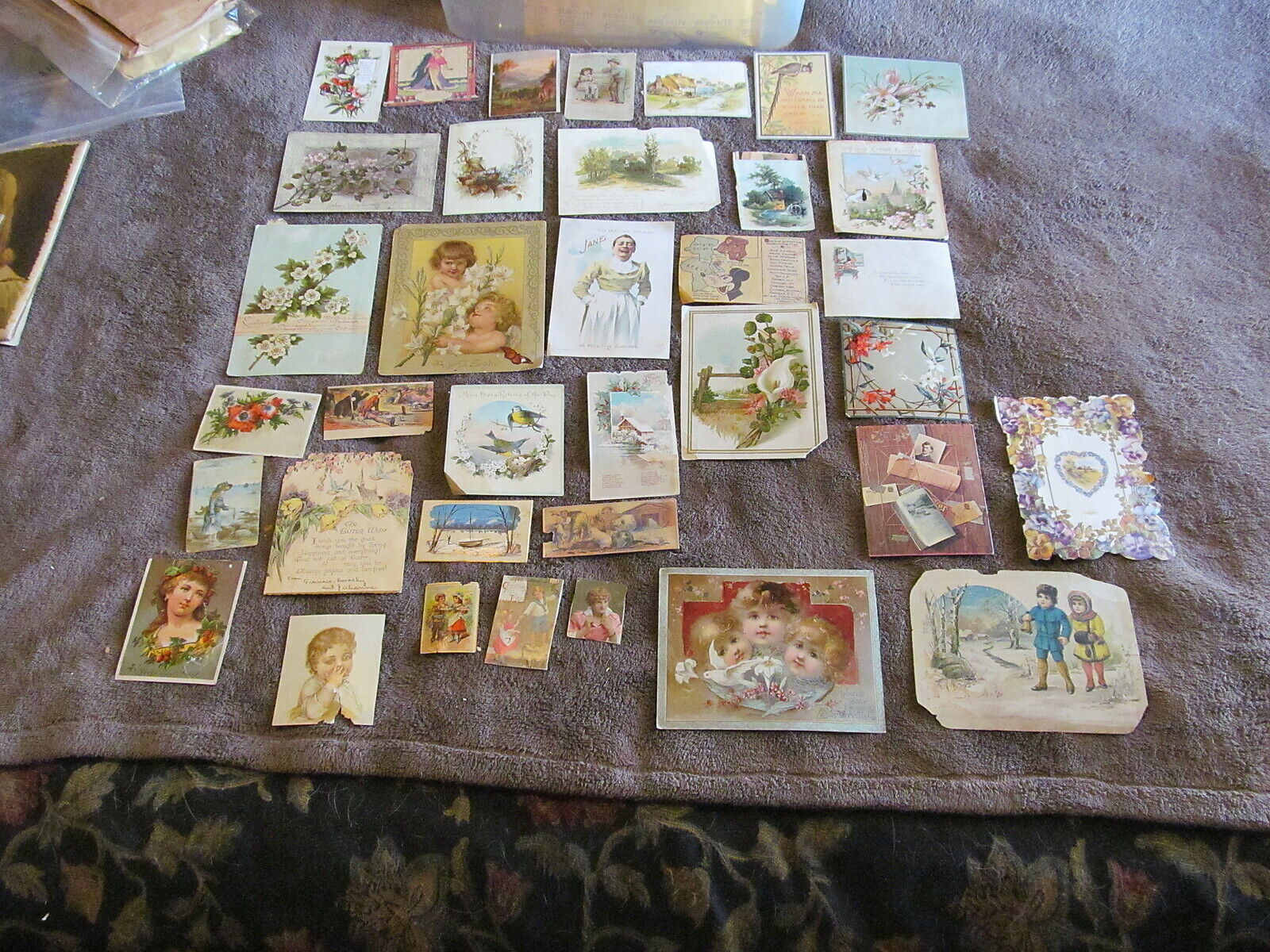 Lot Of 36 Fabulous Vintage Victorian Christmas & Holiday Cards - Singles - LOOK