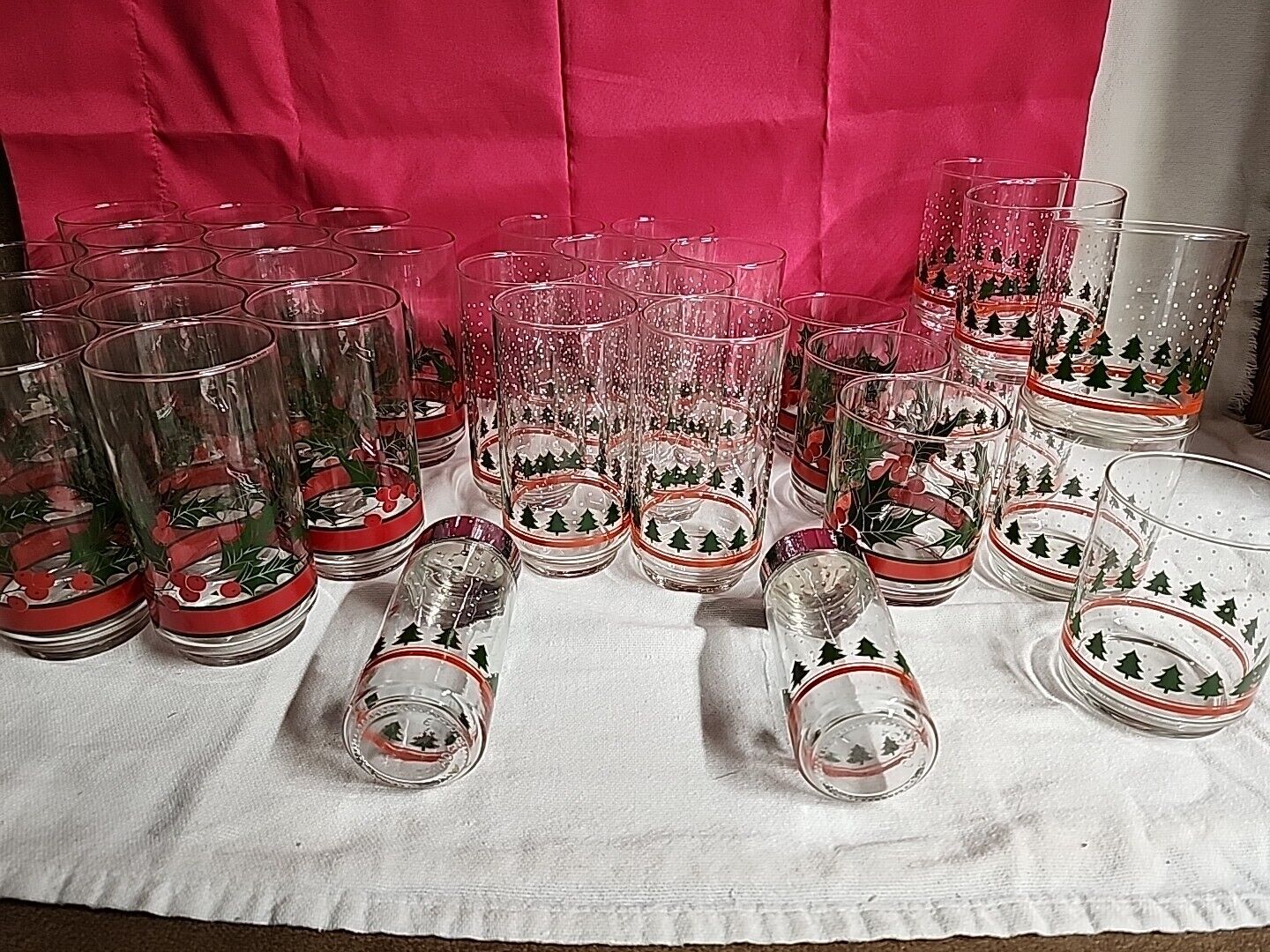 Vtg Libby Holly Berry & Trees 16oz & 14oz Christmas Drinking Glasses Set 32 S&P