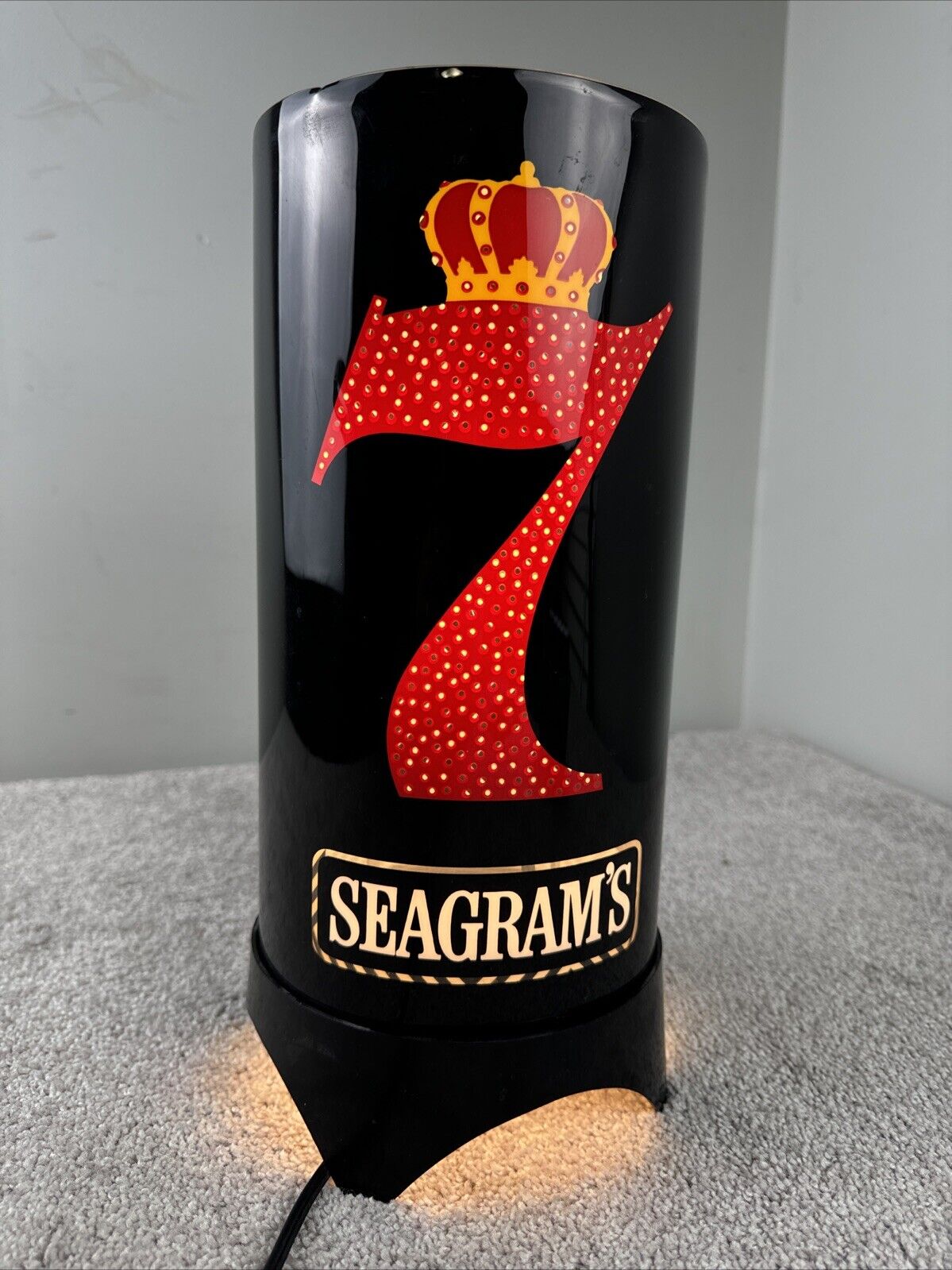 SEAGRAM’S 7 Lighted Heat Motion Sign BAR Advertising Man Cave WHISKEY Beer Sign