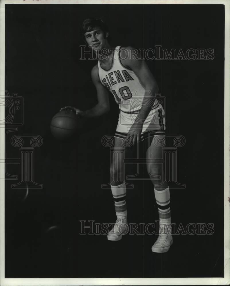1974 Press Photo Tim Welchons, Siena College basketball, Albany, New York