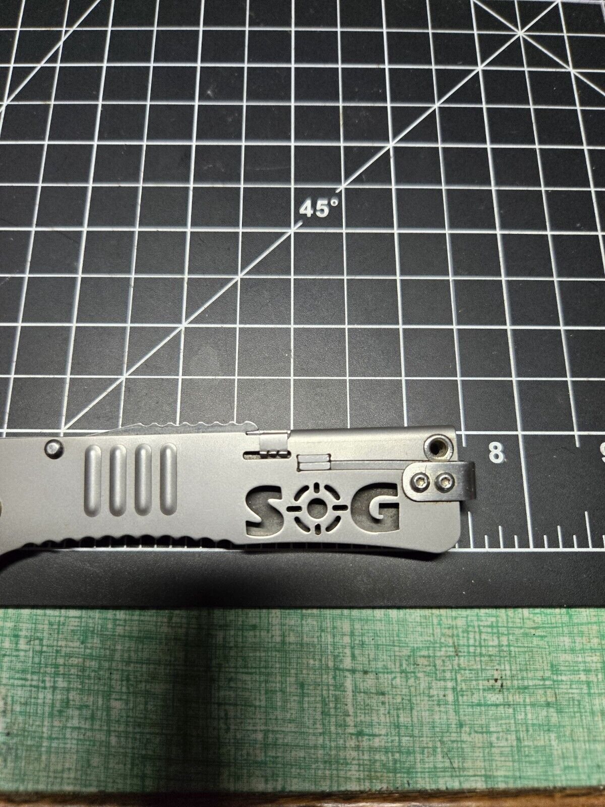 SOG SlimJim Folding Pocket Knife- SOG Assisted Technology w/ Tactile Bumps Clip