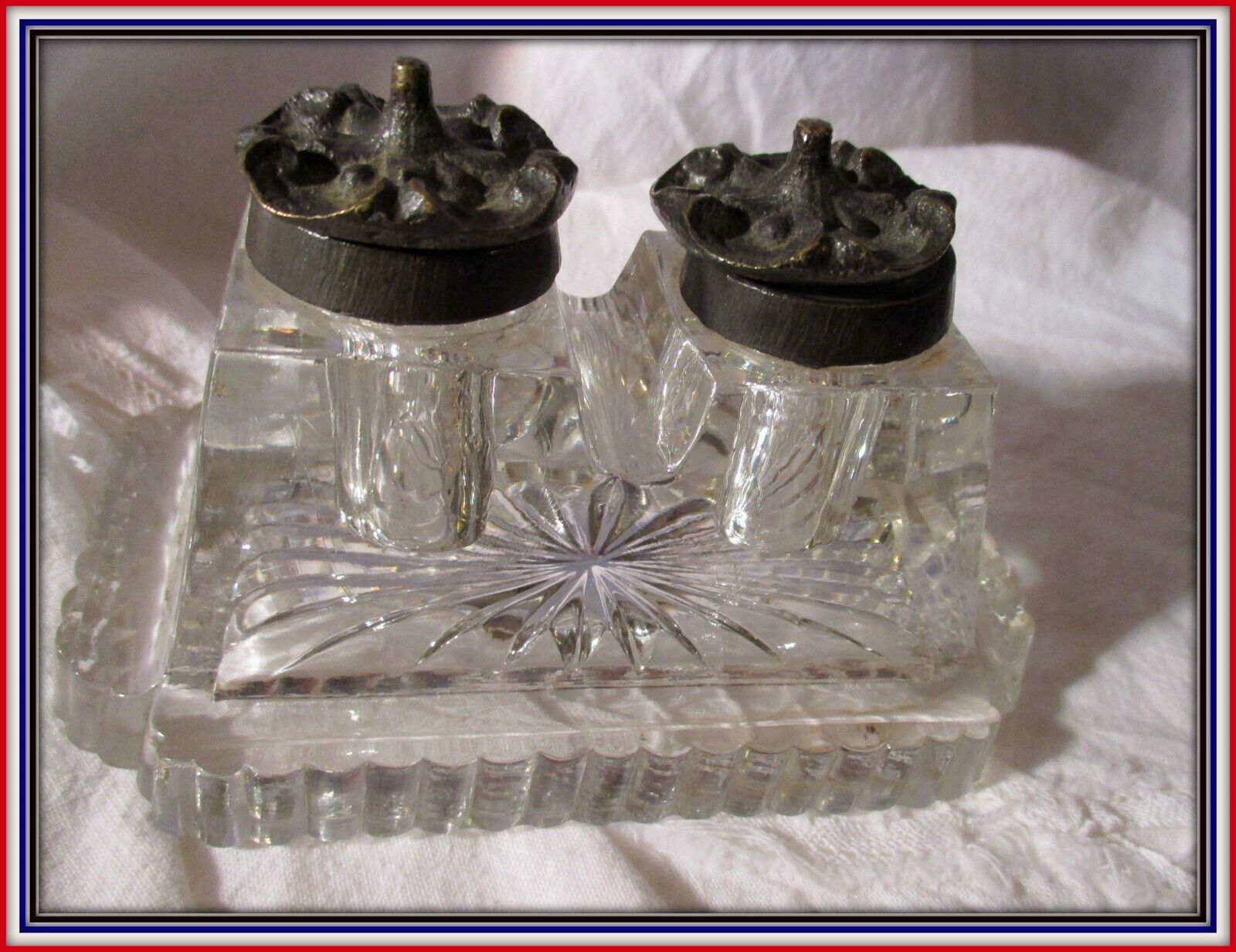 RAREST ART NOUVEAU 19th C. PRESSED GLASS Double INKWELL Fountain Pen /Acorn Tops