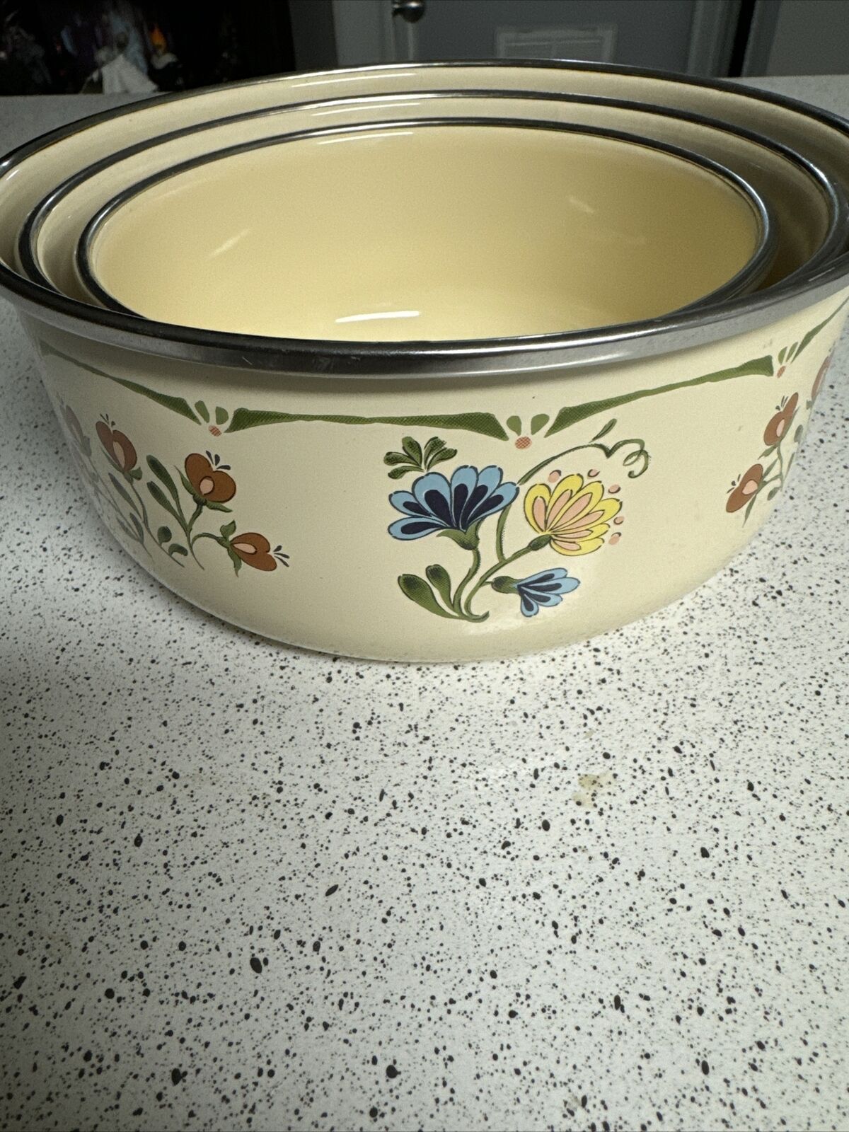 Vintage KOBE Nesting Bowls Set of 3 Porcelain Enamel on Steel (No Lids) FLORAL